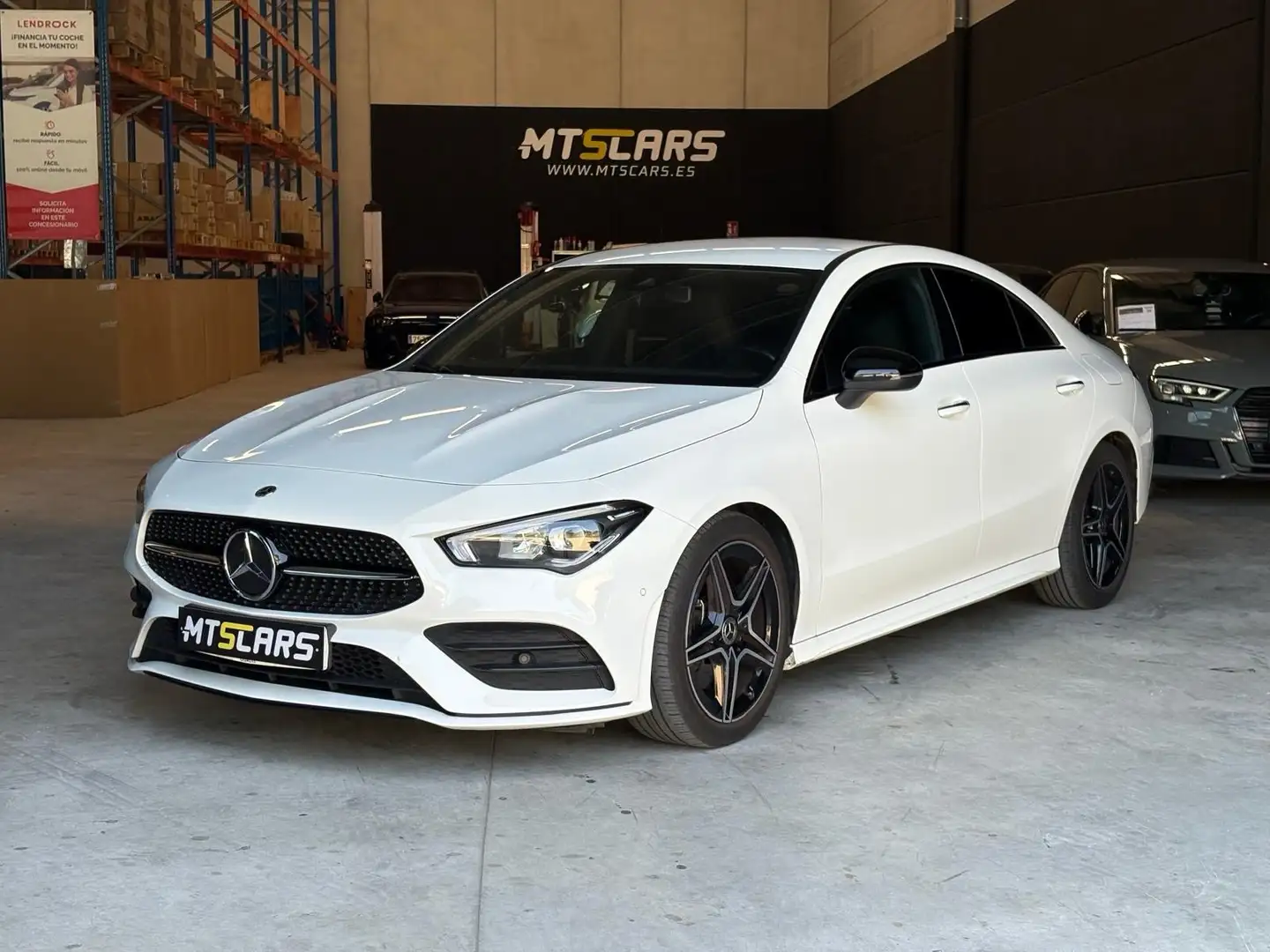 Mercedes-Benz CLA 200 Bílá - 1
