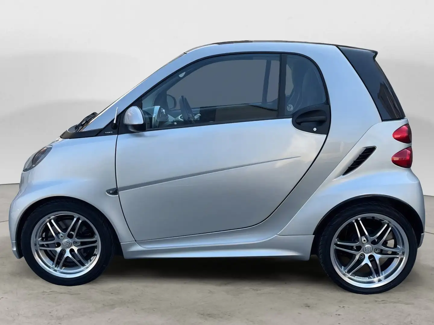 smart forTwo 1.0 102 cv BRABUS Xclusive PELLE/TETTO Argento - 2
