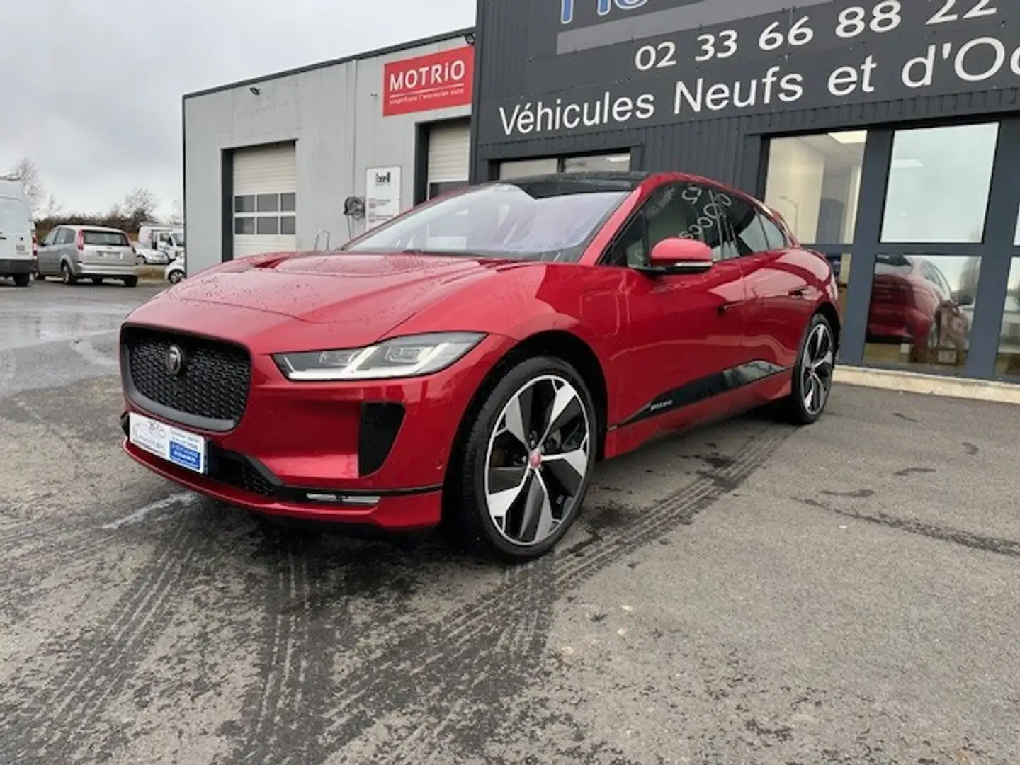 Jaguar I-Pace EV400 FIRST EDITION AWD Красный - 1