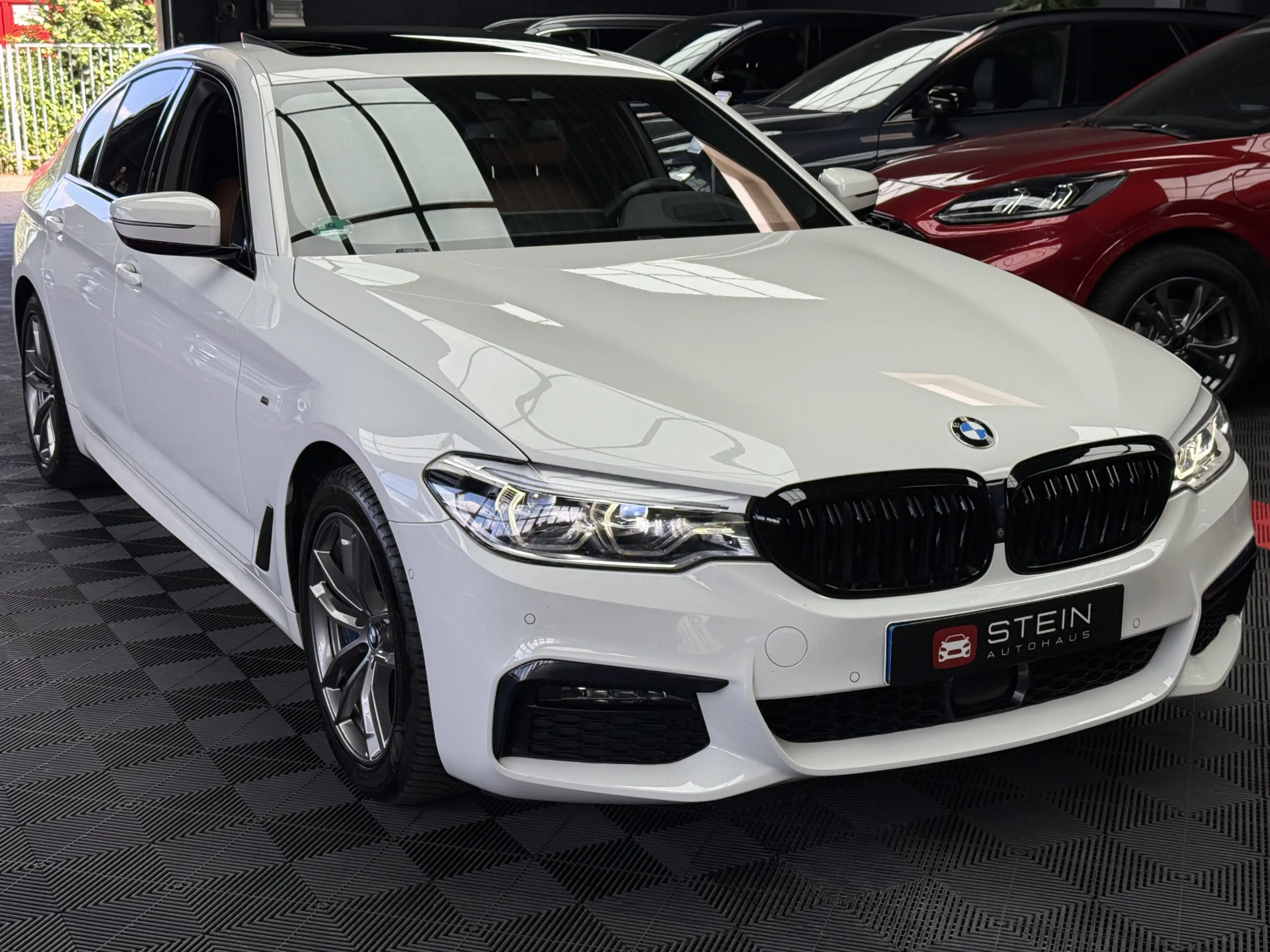 BMW 540 i M Sport AHK HUD 360° Pano Memory Totwinkel — photo 7