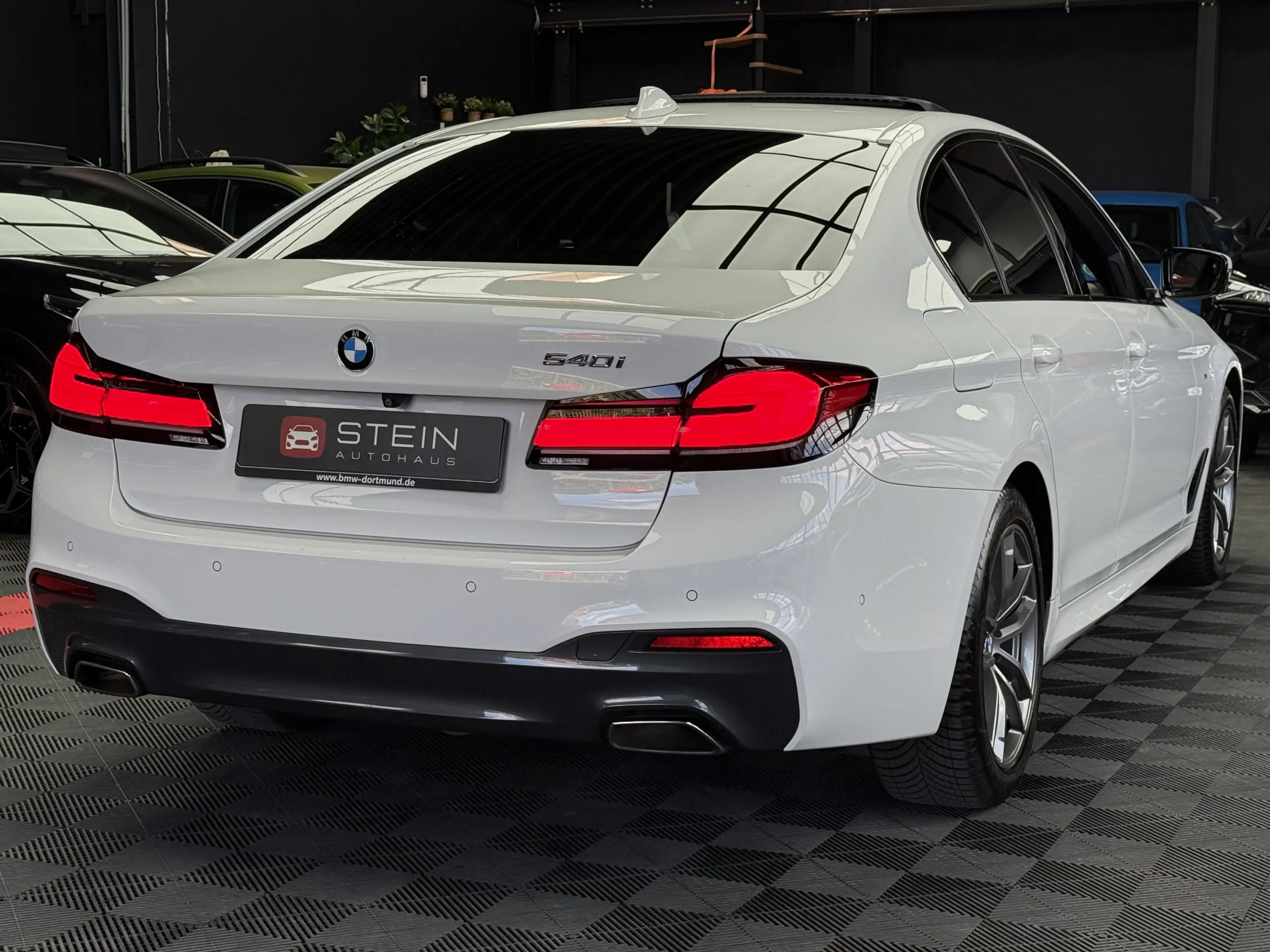 BMW 540 i M Sport AHK HUD 360° Pano Memory Totwinkel — photo 6