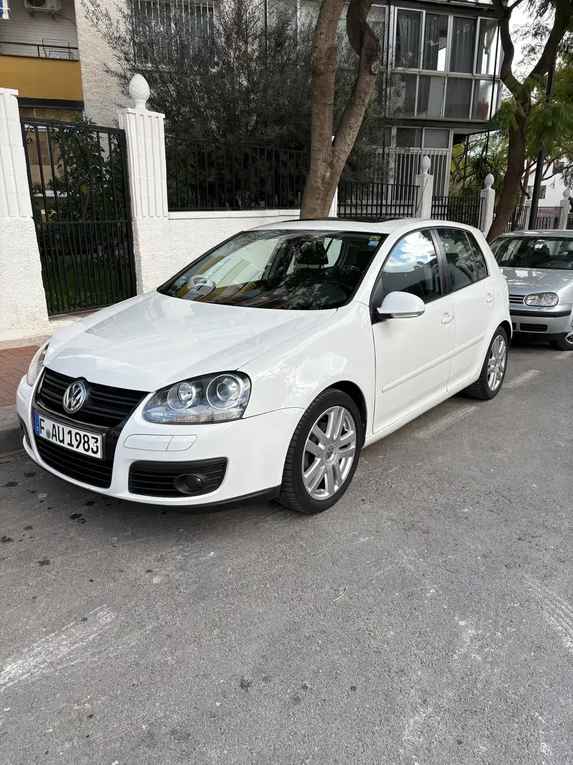 Volkswagen Golf 1.9TDI iGolf DSG 105 - 2