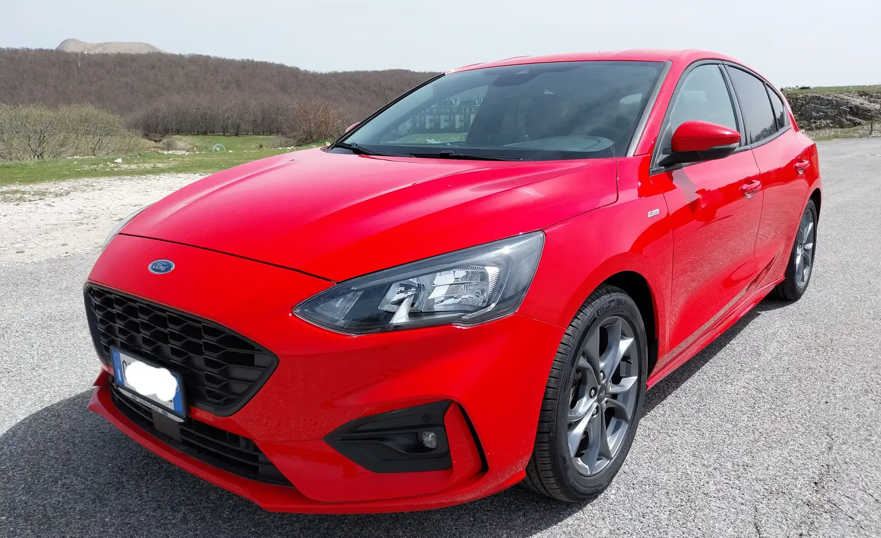 Ford Focus 1.0 EcoBoost 125cv ST Line Rosso - 1