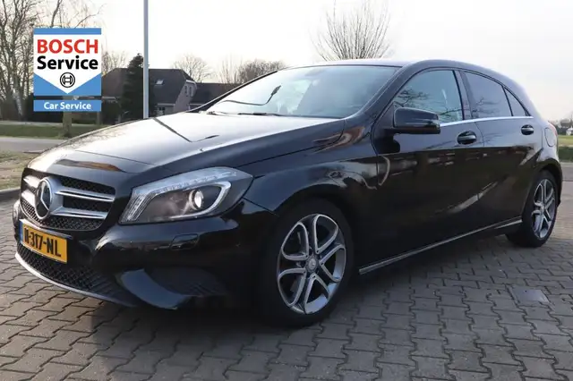 Mercedes-Benz 180 PRESTIGE