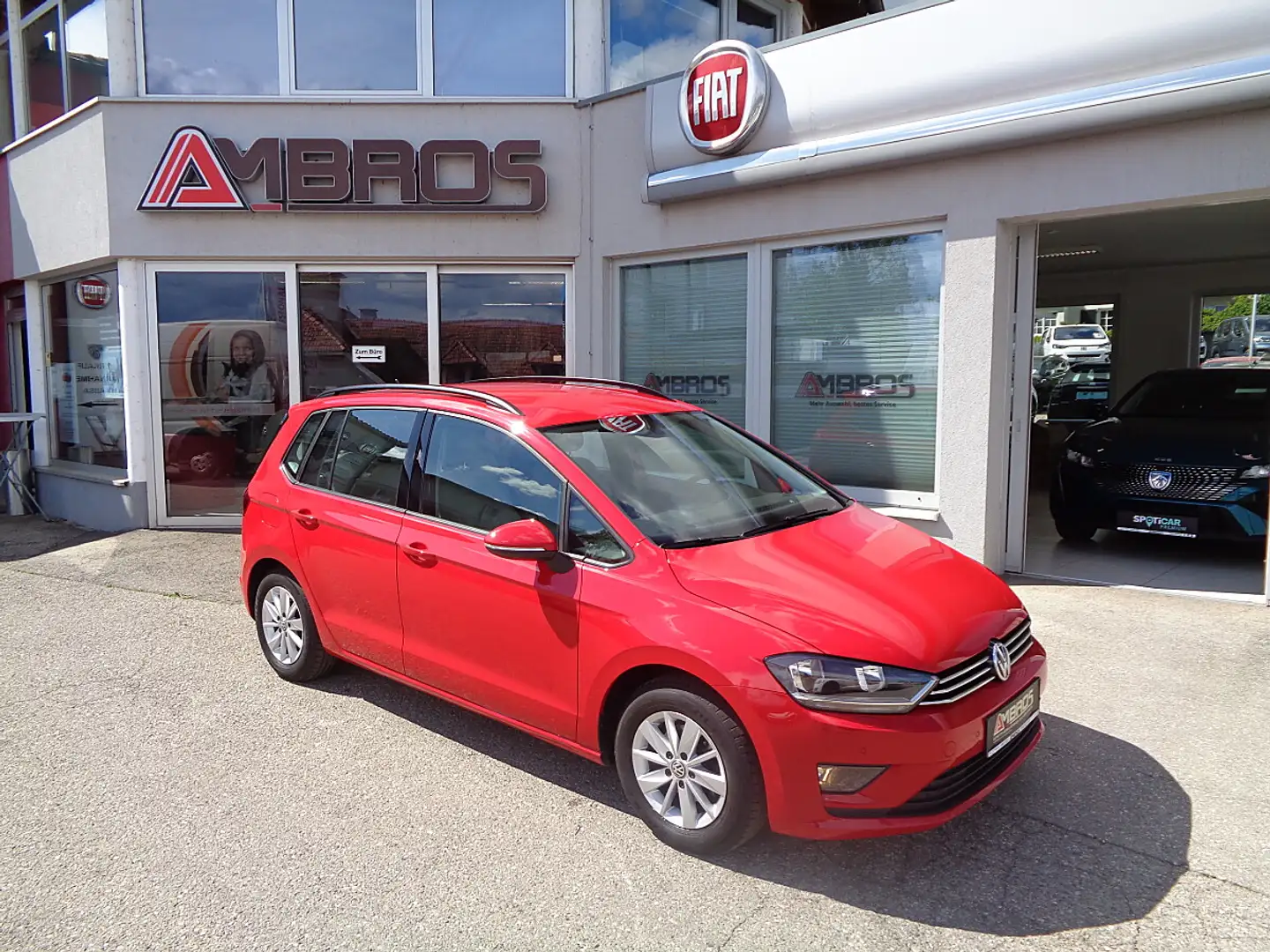 Volkswagen Golf Sportsvan Rabbit BMT 1,2 TSI - AHK - PARKSENSOREN - BLUET... Rot - 1
