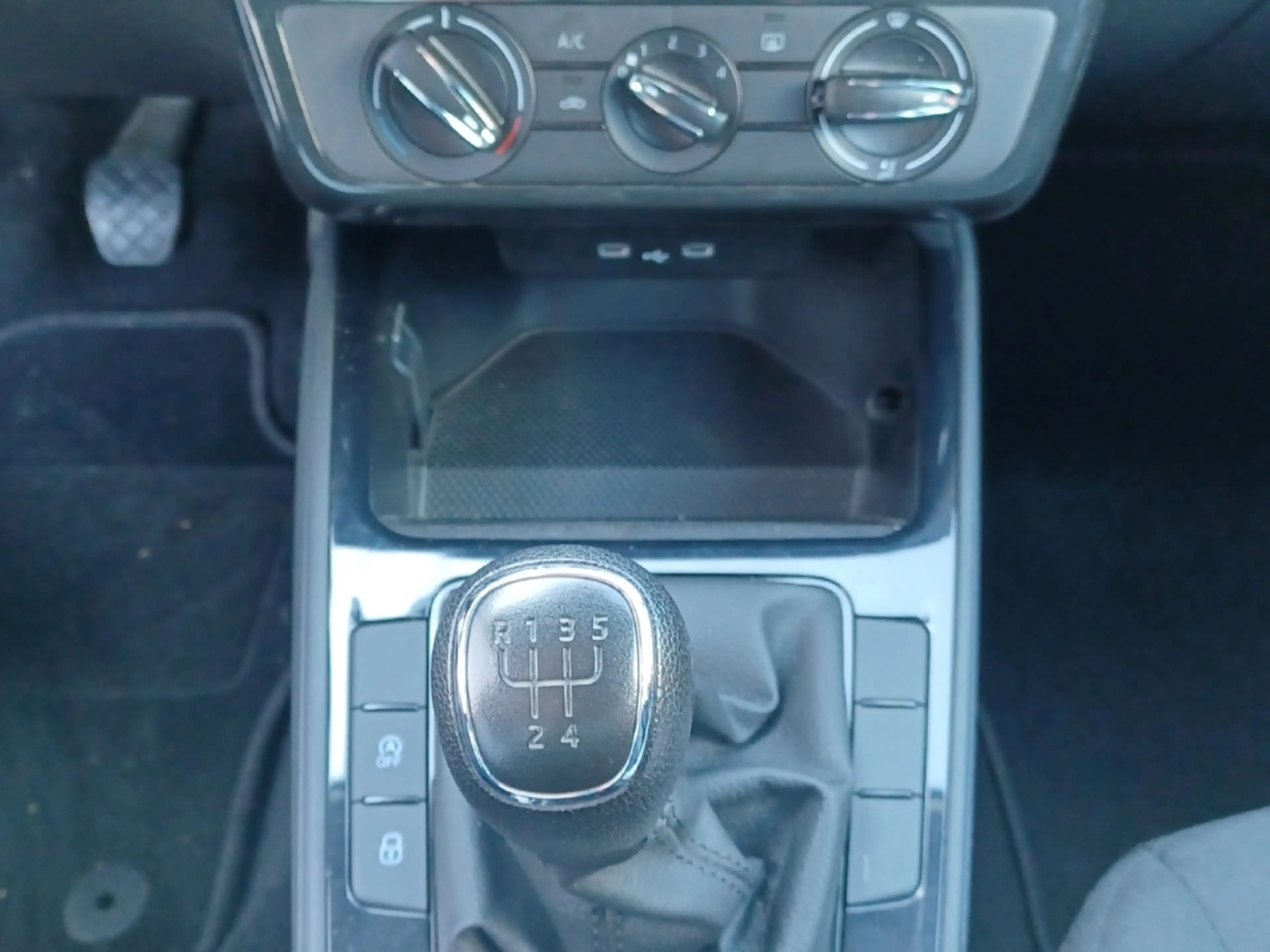 Skoda Fabia Active 1,0 — photo 13