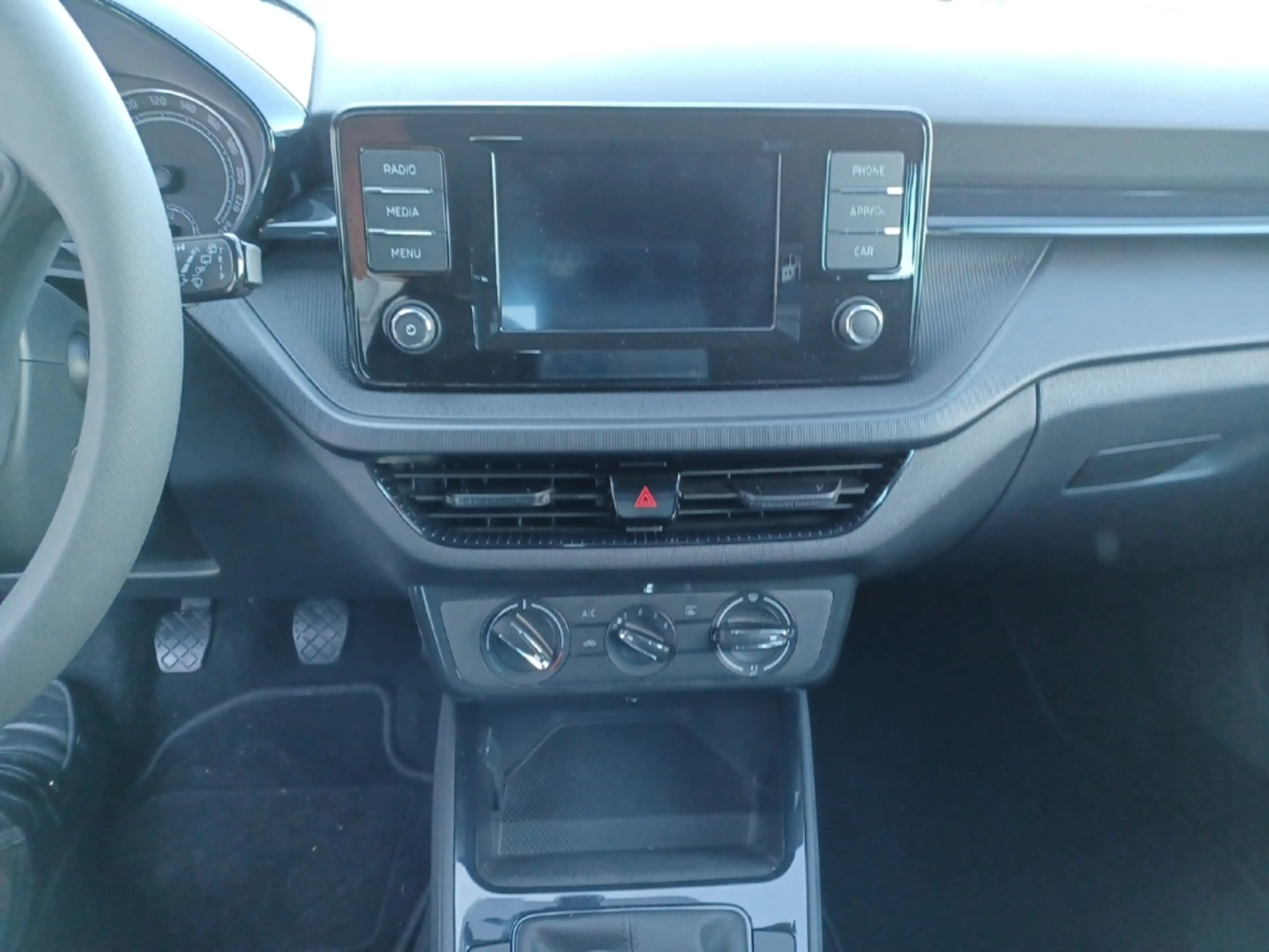 Skoda Fabia Active 1,0 — photo 10