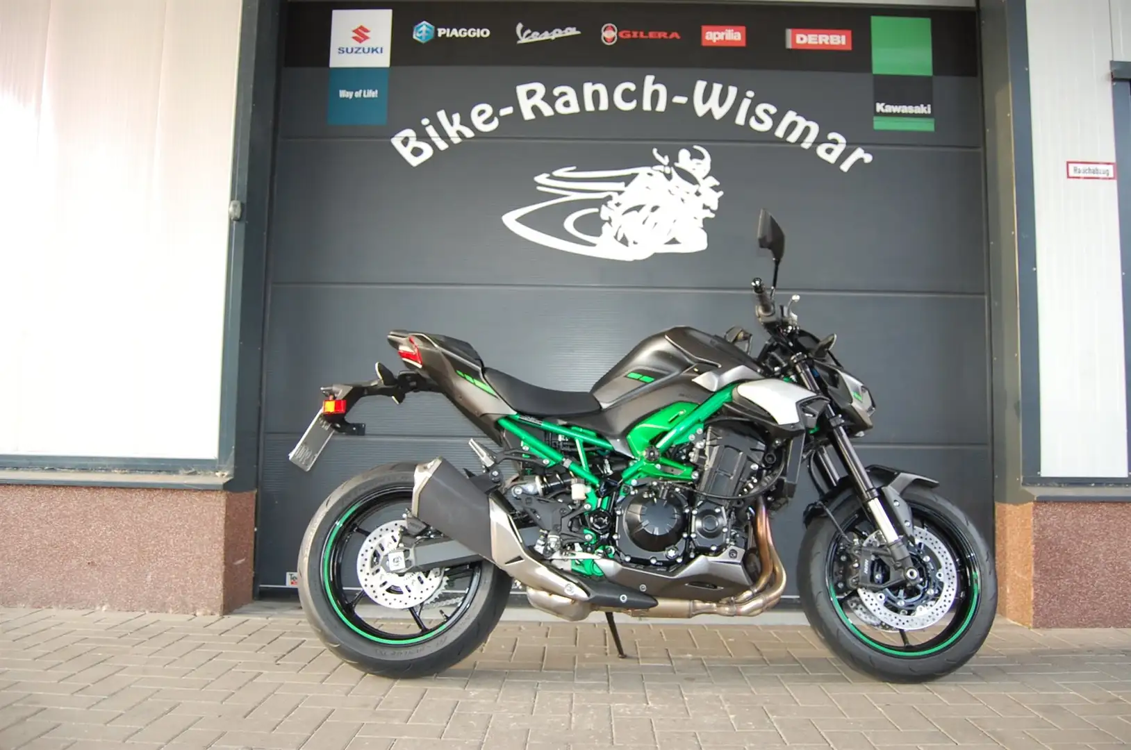 Kawasaki Z 900 Vorführer Zwart - 1
