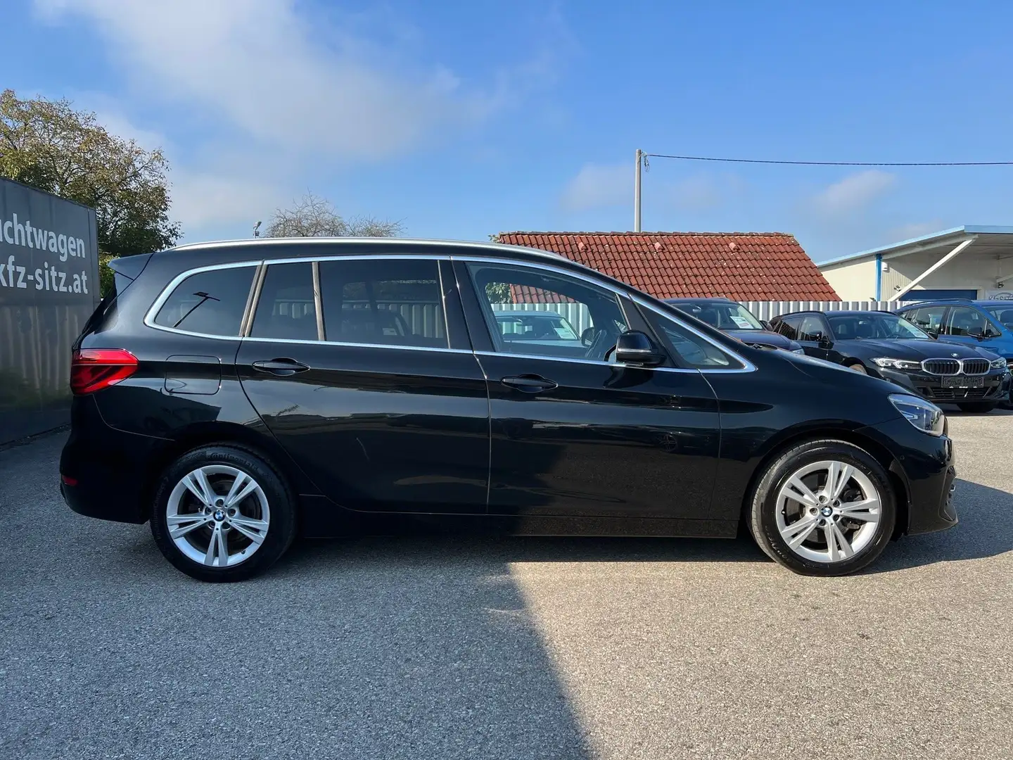 BMW 218 d Gran Tourer Aut. Luxury Line | NP: €64.000 Czarny - 2