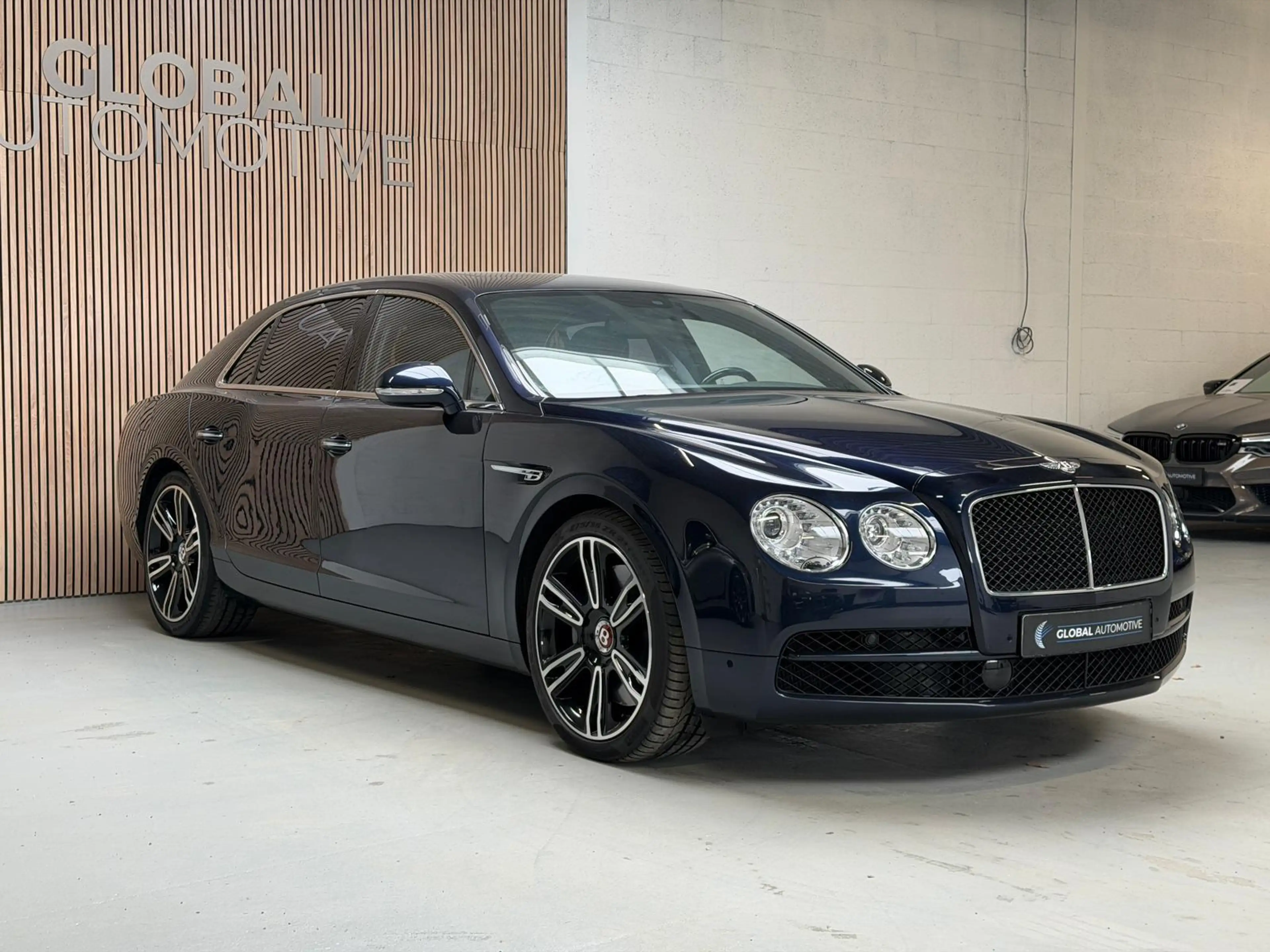 Bentley Flying Spur 4.0 V8 - LEER - SCHUIFDAK - 21'' — photo 2