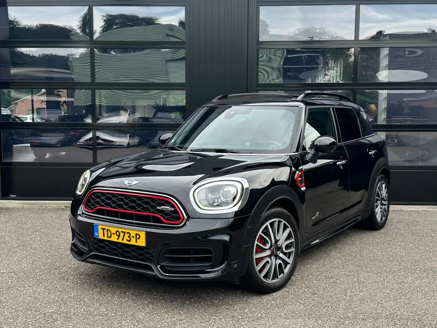 MINI John Cooper Works Countryman Mini 2.0 ALL4 Chili Led H&K Pano Camera Negro - 1