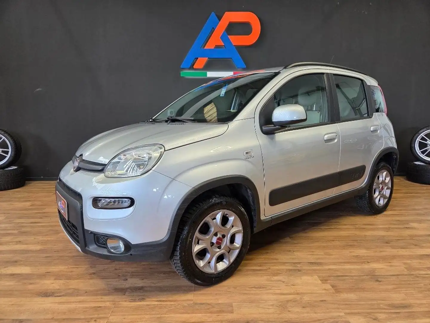 Fiat Panda 1.3 MJT S&S 4X4 75CV Grau - 1