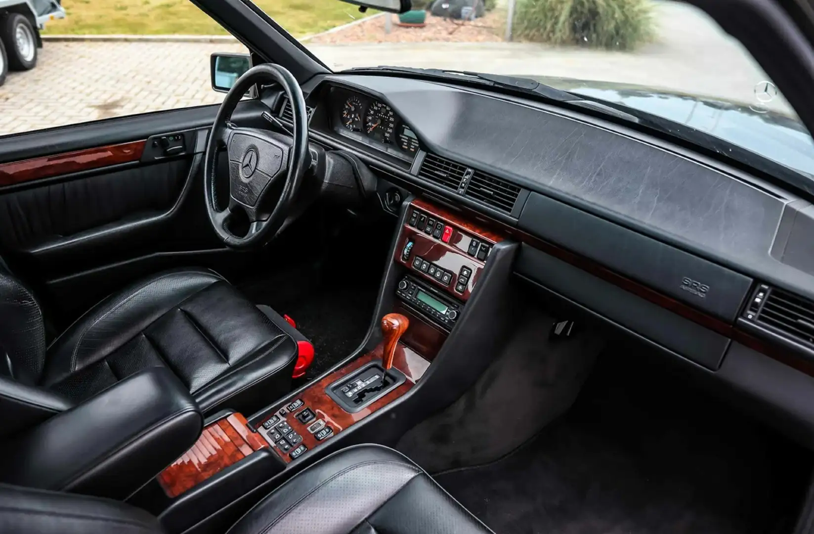 Mercedes-Benz 500 500 SEC Siyah - 1