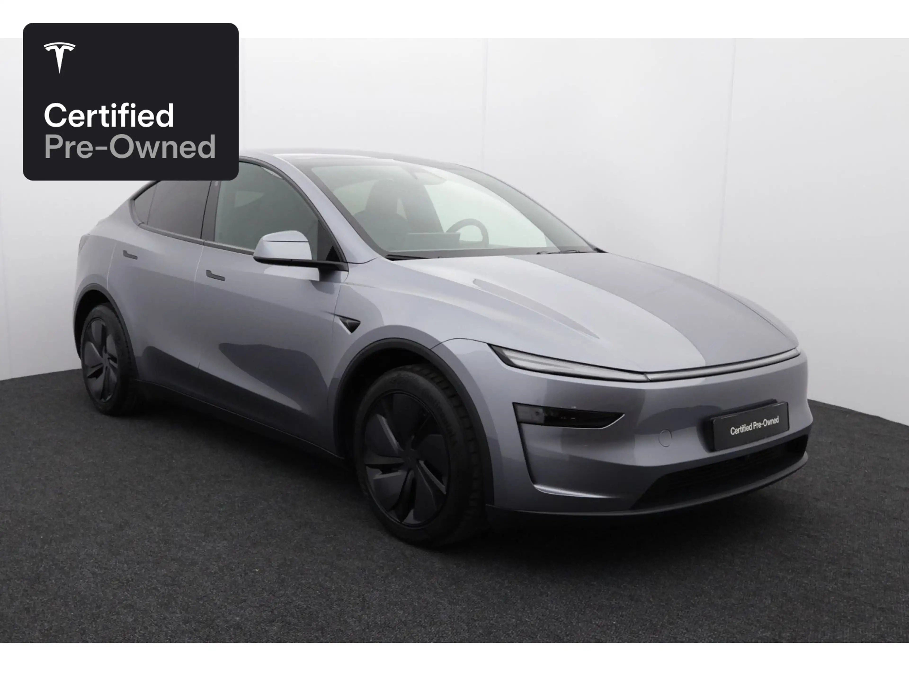 Tesla Model Y Long Range AWD "Certified Pre-Owned" — photo 3