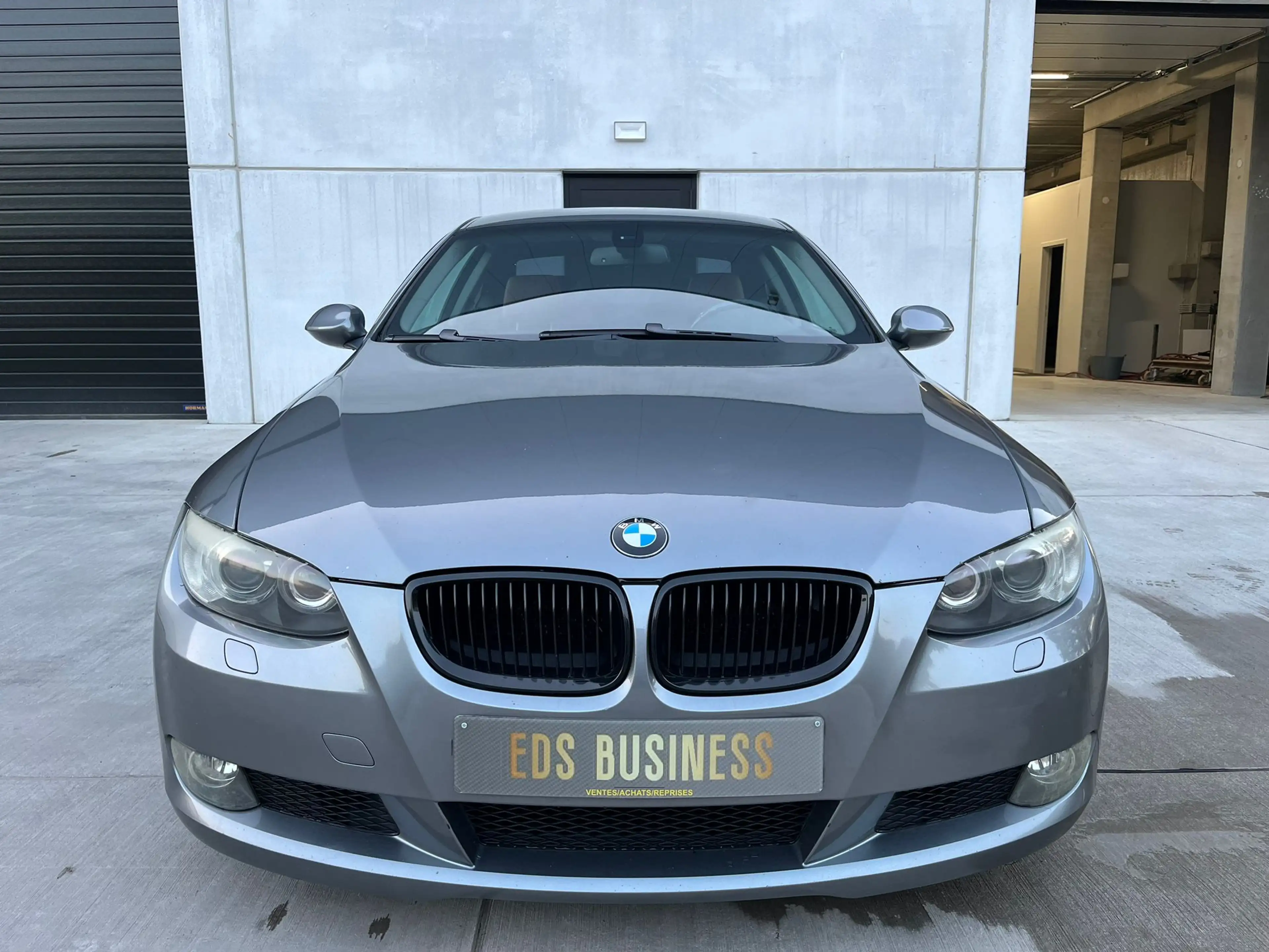 BMW 325 Coupé 325iA — photo 2