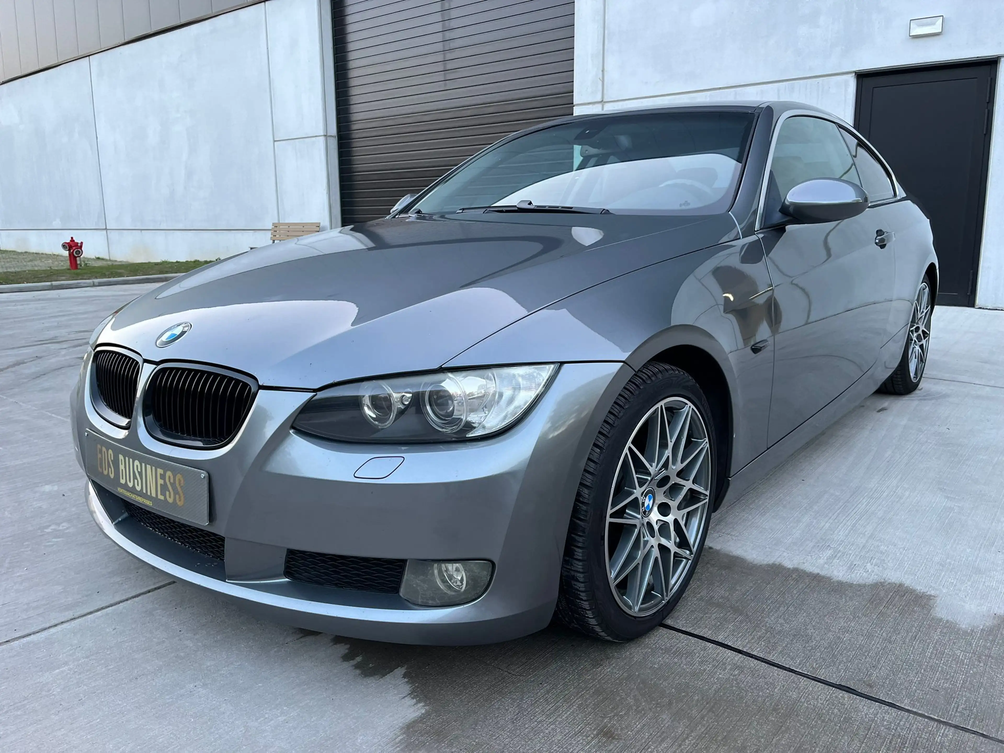 BMW 325 Coupé 325iA — photo 3