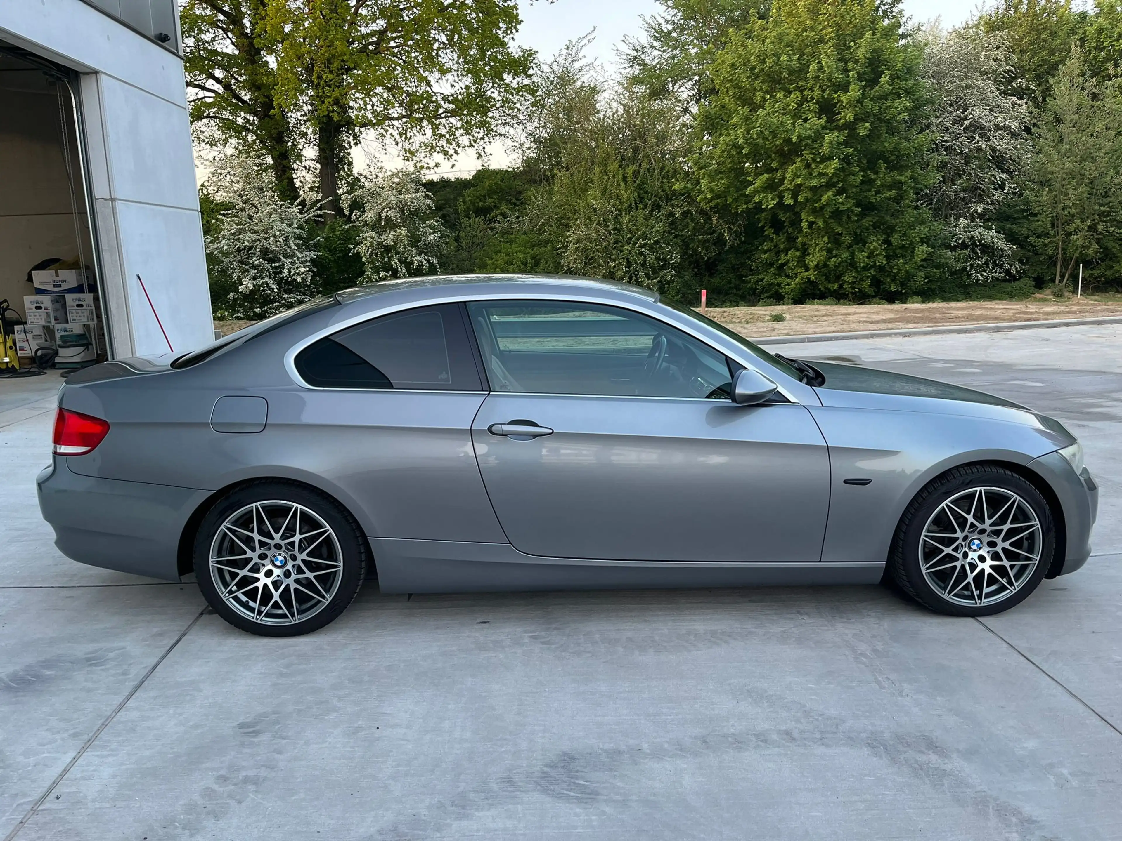 BMW 325 Coupé 325iA — photo 13