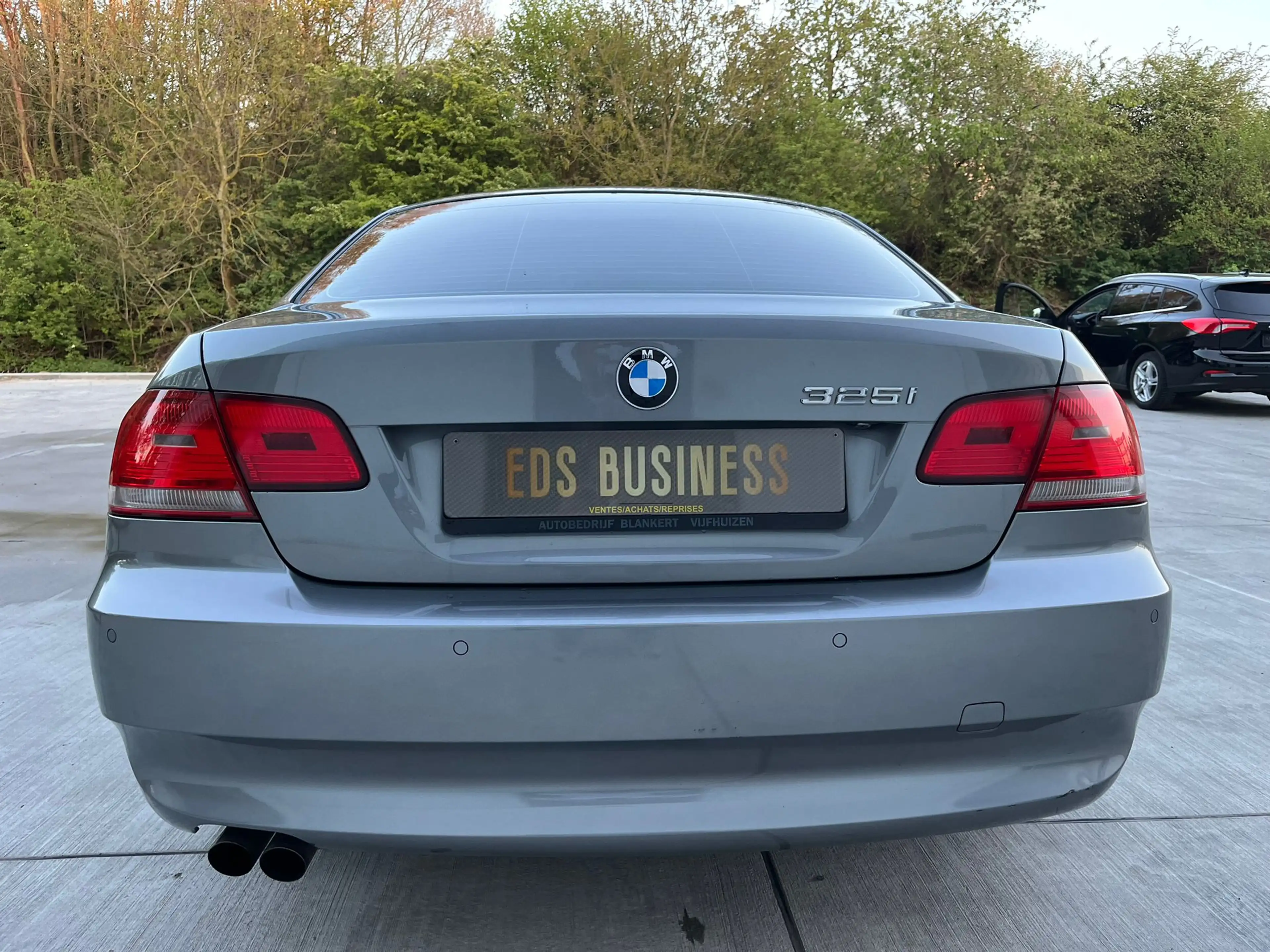 BMW 325 Coupé 325iA — photo 8