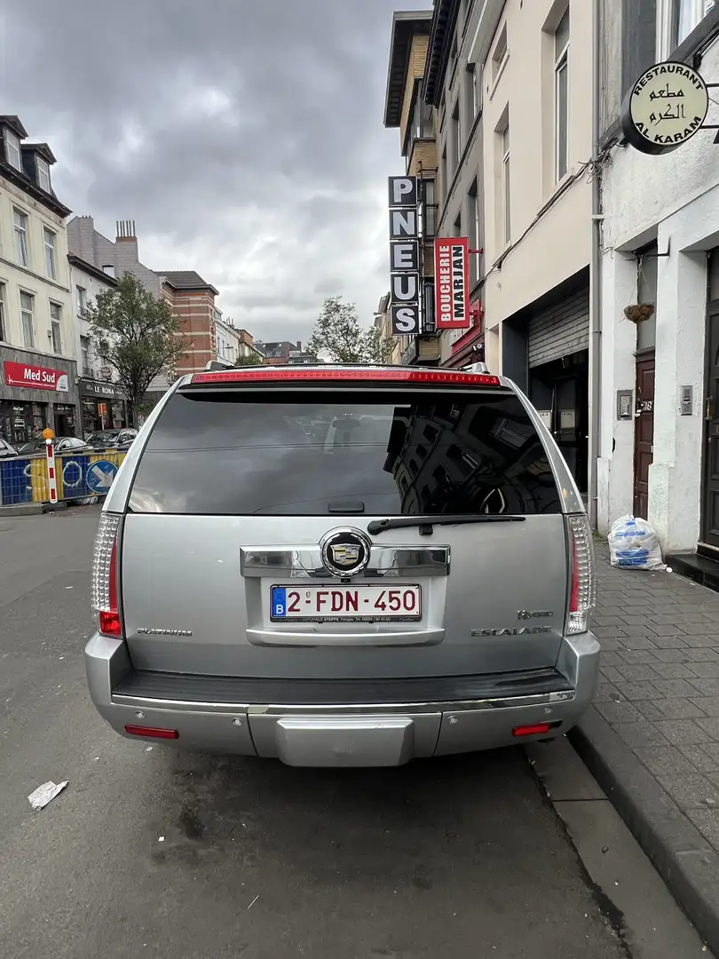 Cadillac Escalade 6.0 V8 Hybrid Platinum - 2