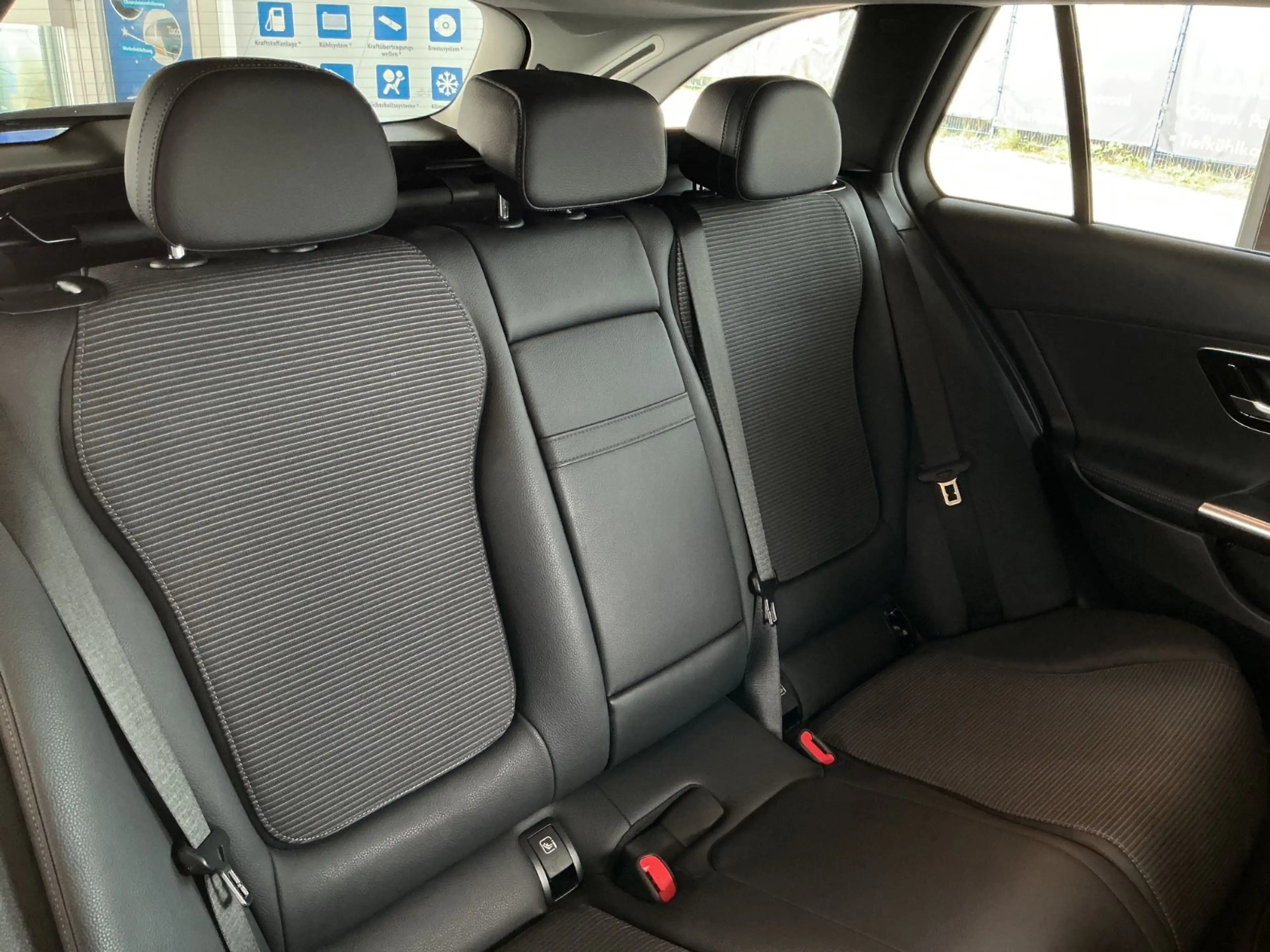 Mercedes-Benz C 220 C T-Modell C 220 d 4Matic * OLED * AHK * — photo 12