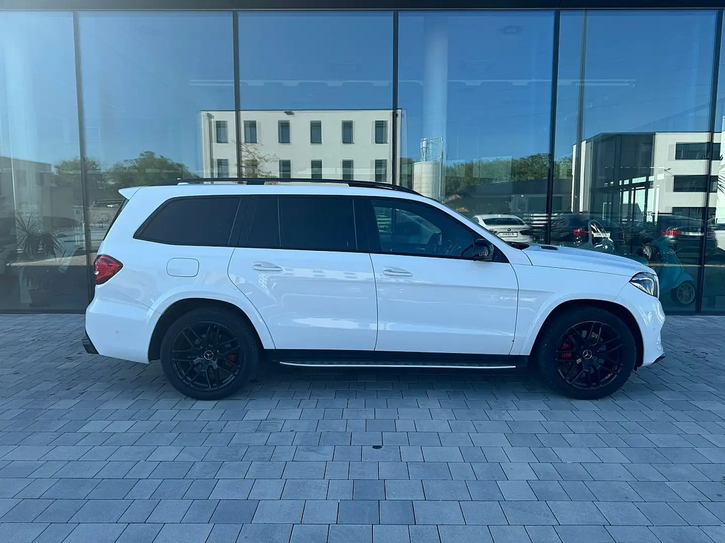Mercedes-Benz GLS 350 d 4MATIC *AMG Line*Panorama*Harman Kardon*7-Sitzer Blanc - 2