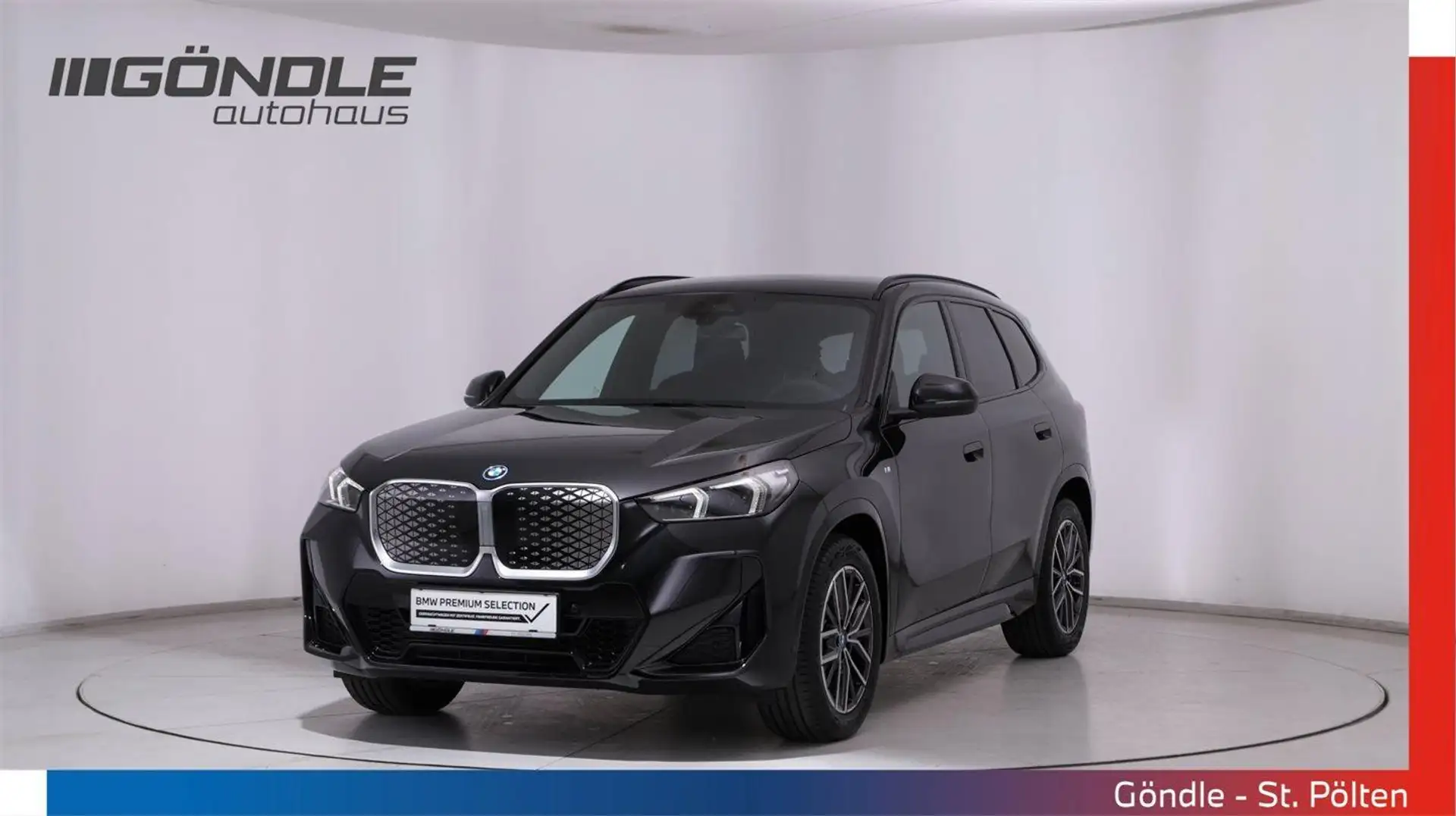 BMW iX1 eDrive20 Schwarz - 1