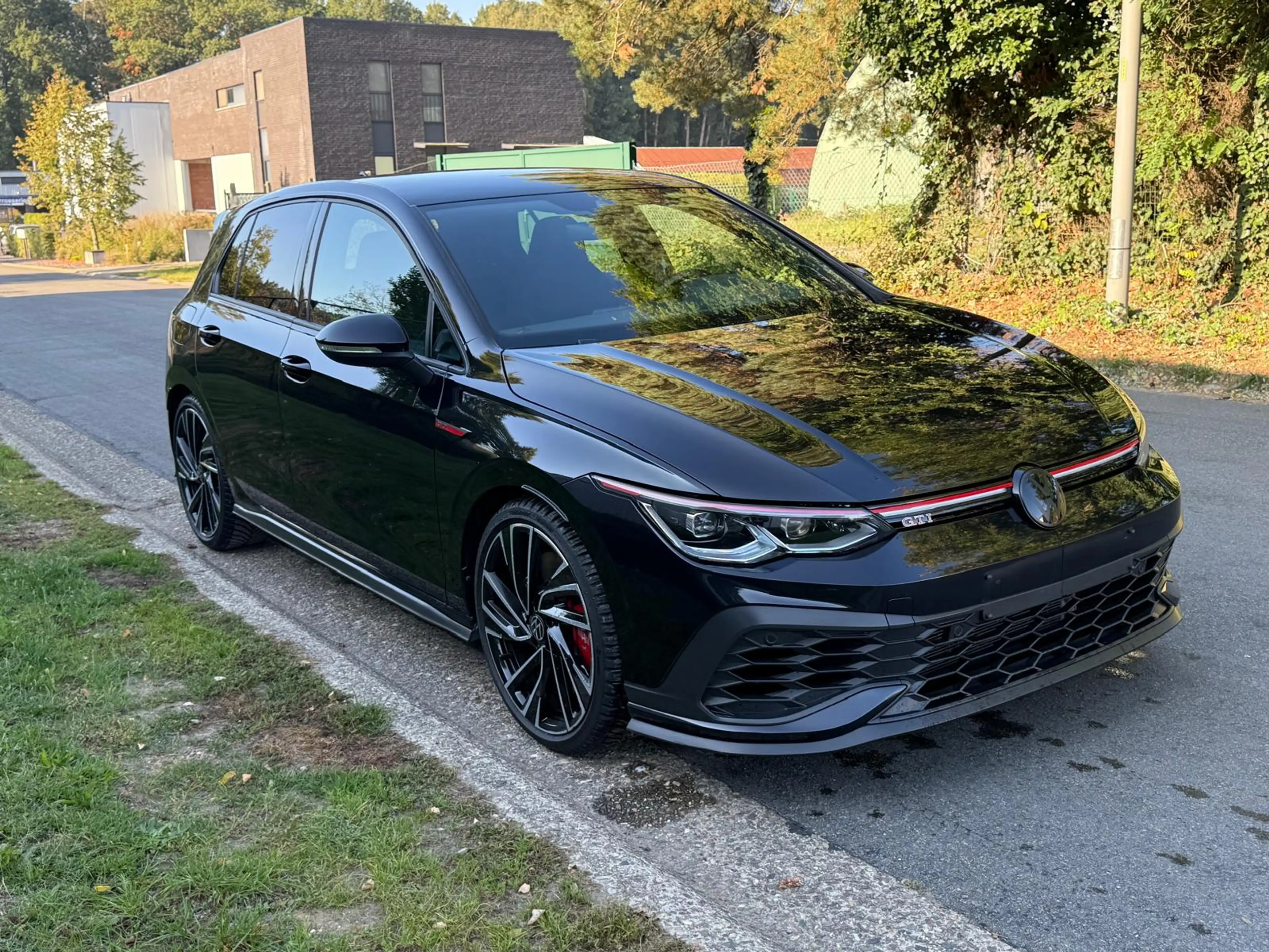 Volkswagen Golf GTI Golf 2.0 TSI GTI Clubsport OPF DSG — photo 5