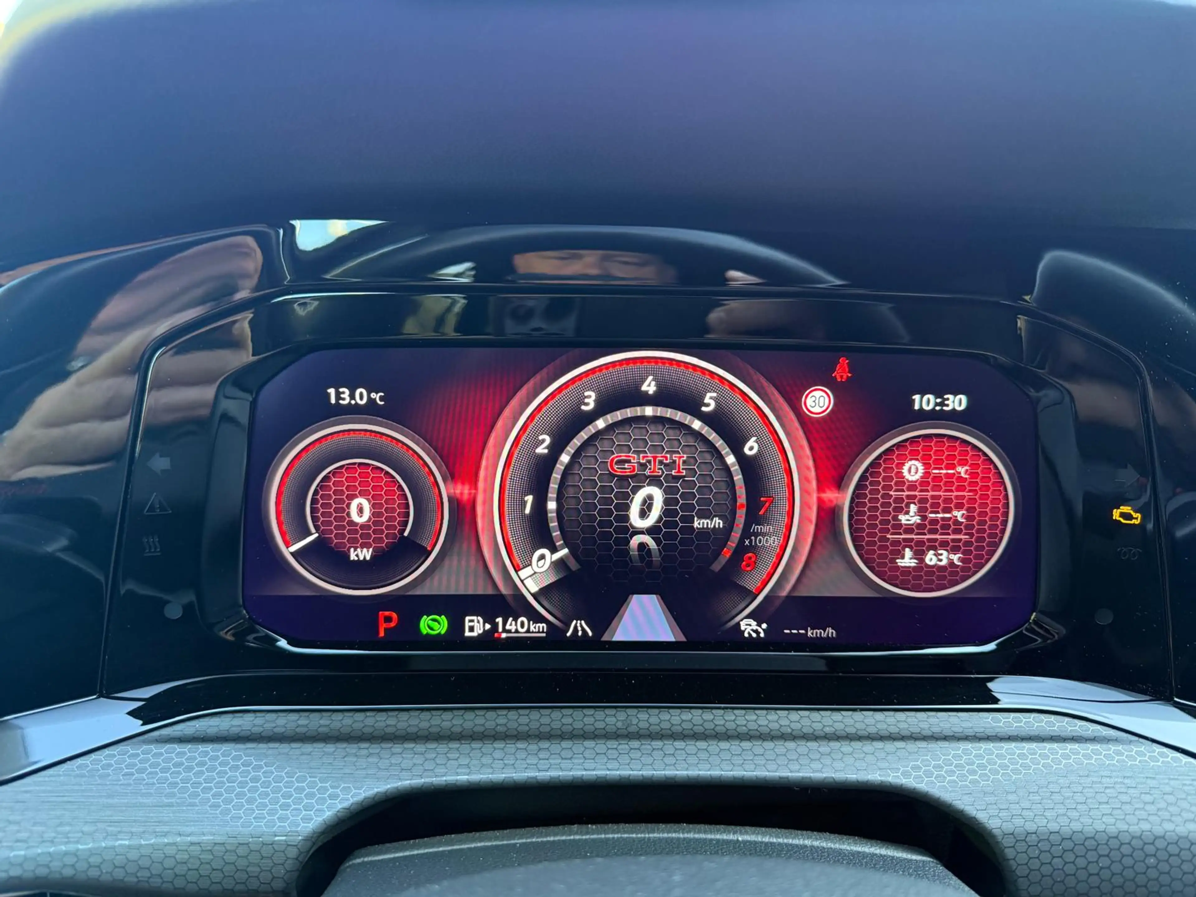 Volkswagen Golf GTI Golf 2.0 TSI GTI Clubsport OPF DSG — photo 13