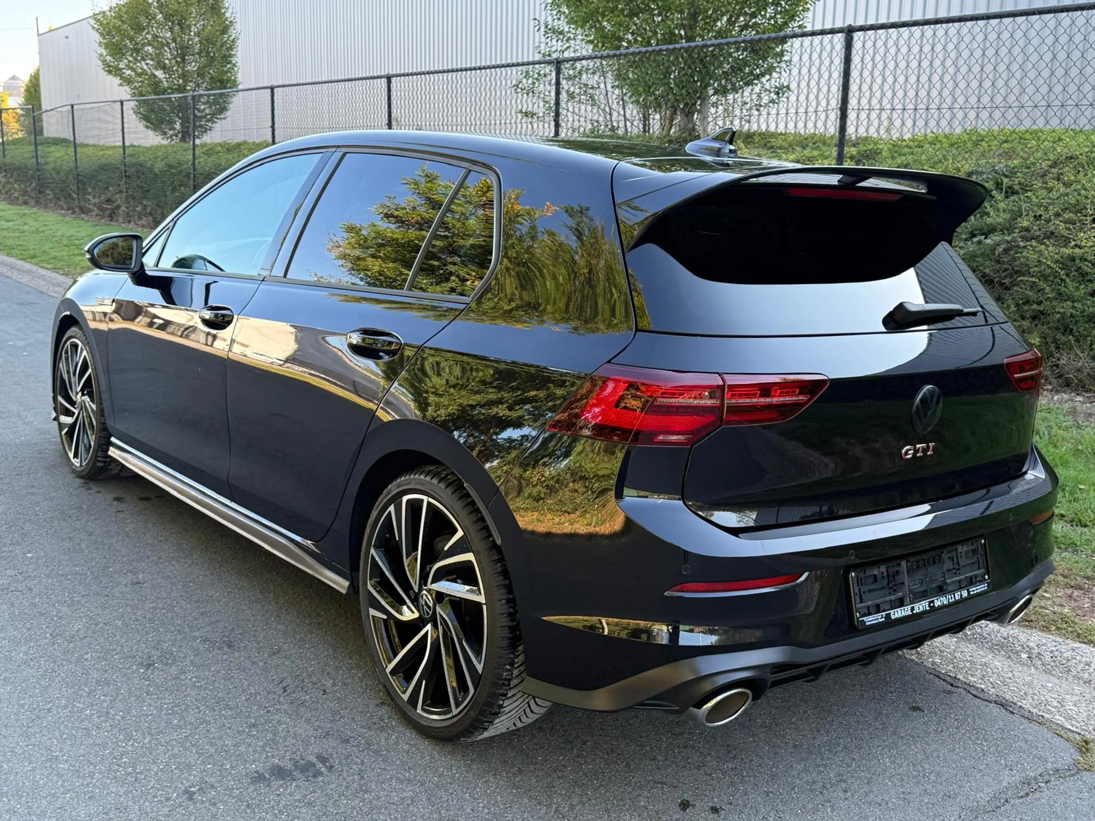 Volkswagen Golf GTI Golf 2.0 TSI GTI Clubsport OPF DSG — photo 2