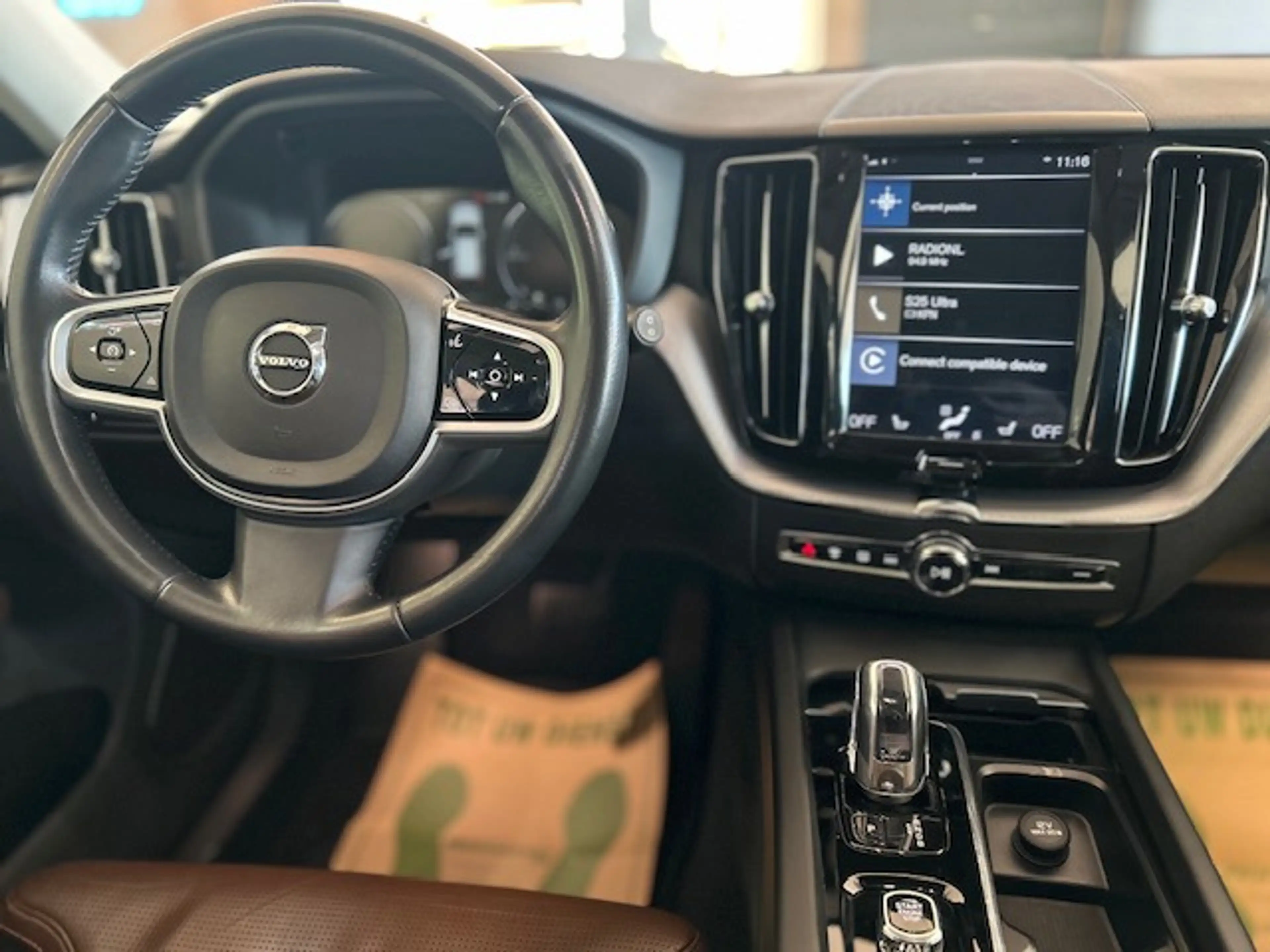 Volvo XC60 2.0 T8 AWD Inscription Pano 360 Luchtvering Trekha — photo 15