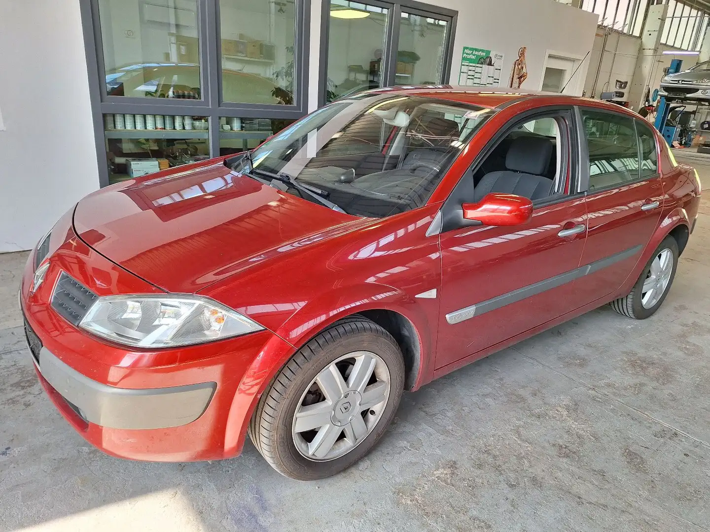 Renault Megane 1.6 16V Rood - 1