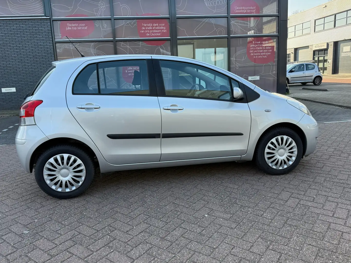 Daihatsu Charade 1.3 City TOYATA YARIS ARICO VOLLEDIG ONDERHOUDEN Серый - 2