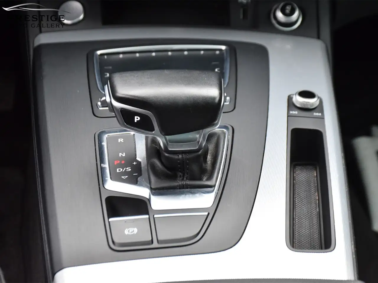 Audi Q5 снимка Audi Q5