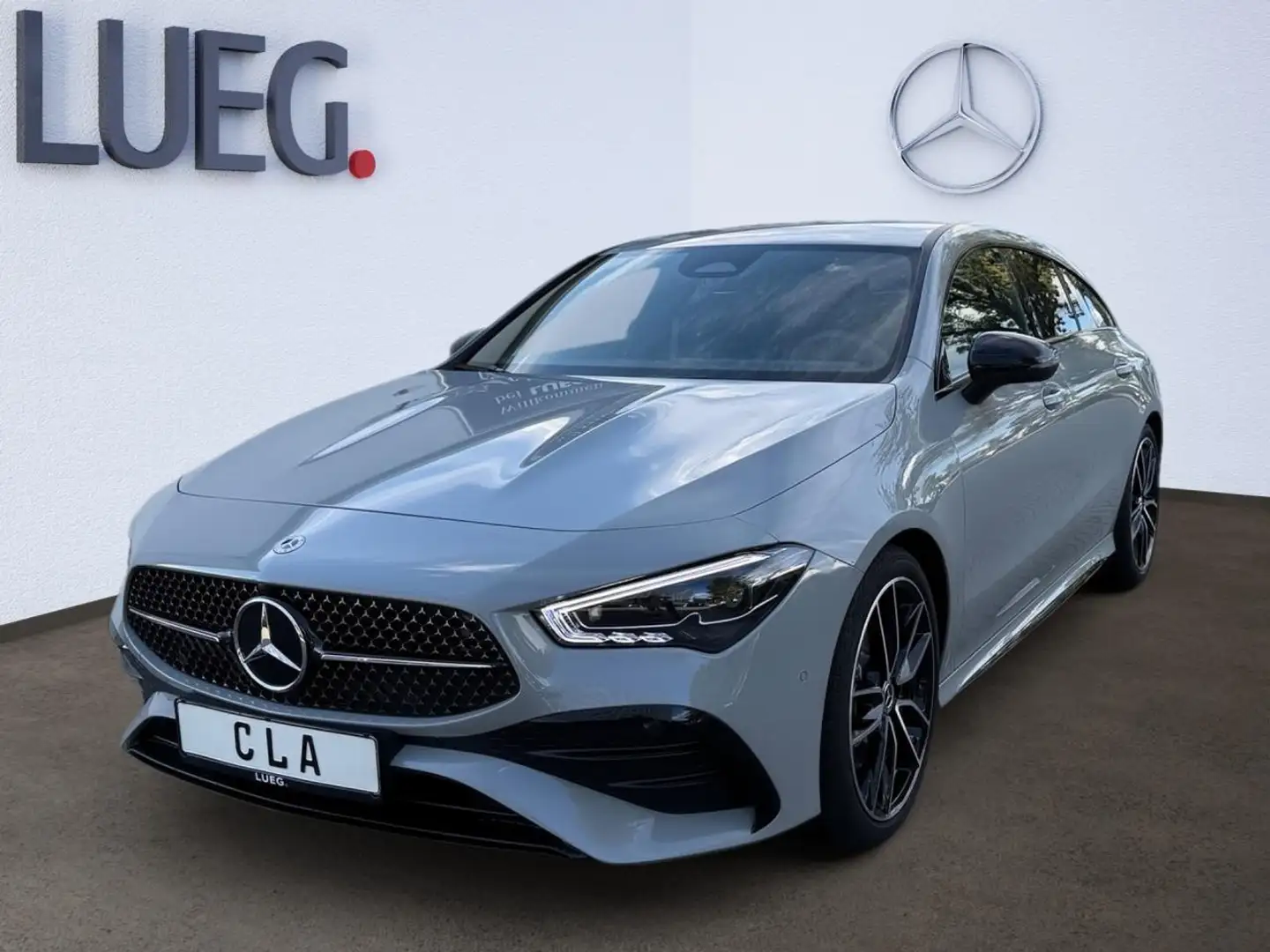 Mercedes-Benz CLA 200 d Shooting Brake AMG-SPECIAL-EDITION+AHK Grau - 1