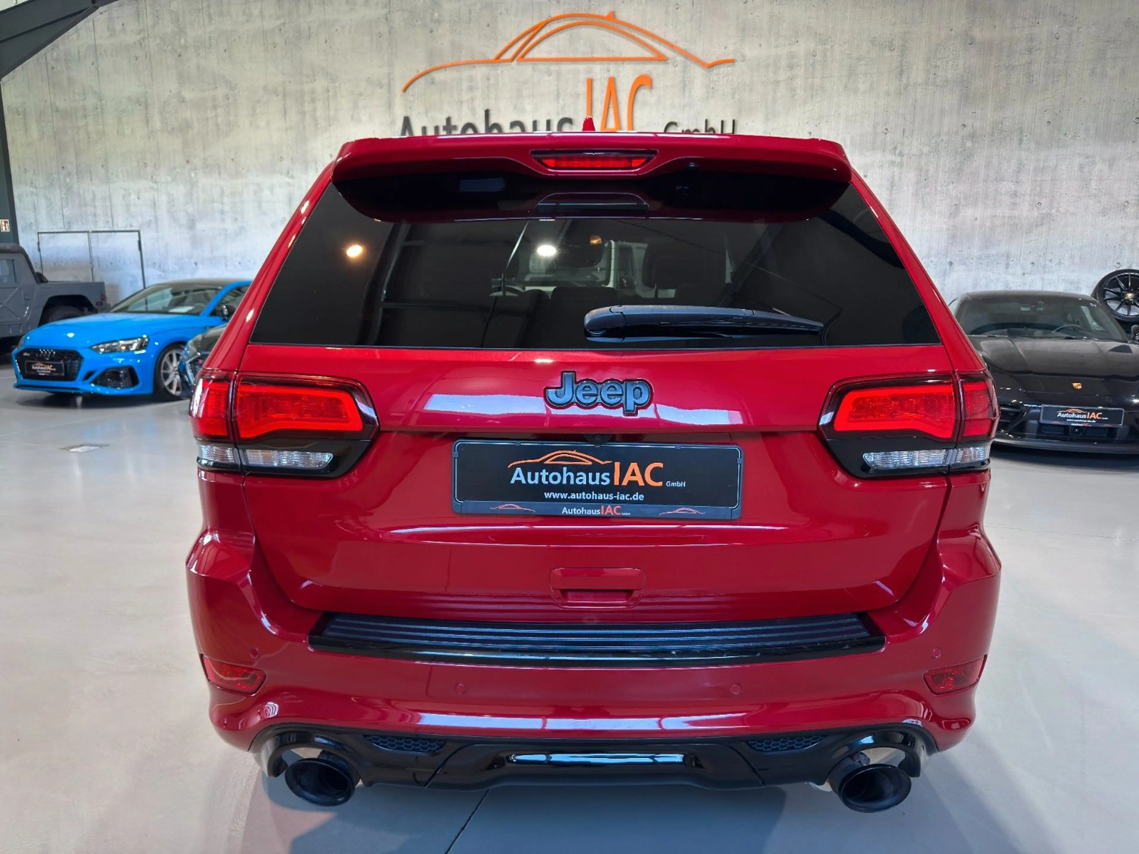 Jeep Grand Cherokee /6.4/V8/HEMI/SRT/PANO/AHK/MwSt/LED — photo 2