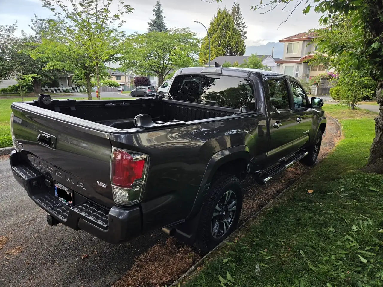 Toyota Tacoma снимка Toyota Tacoma