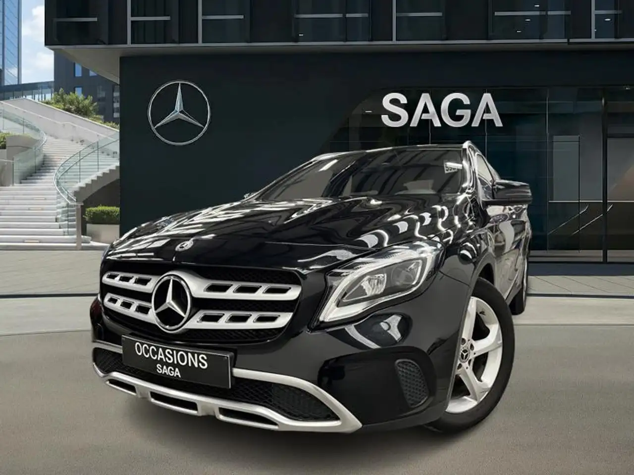 Mercedes-Benz GLA 200