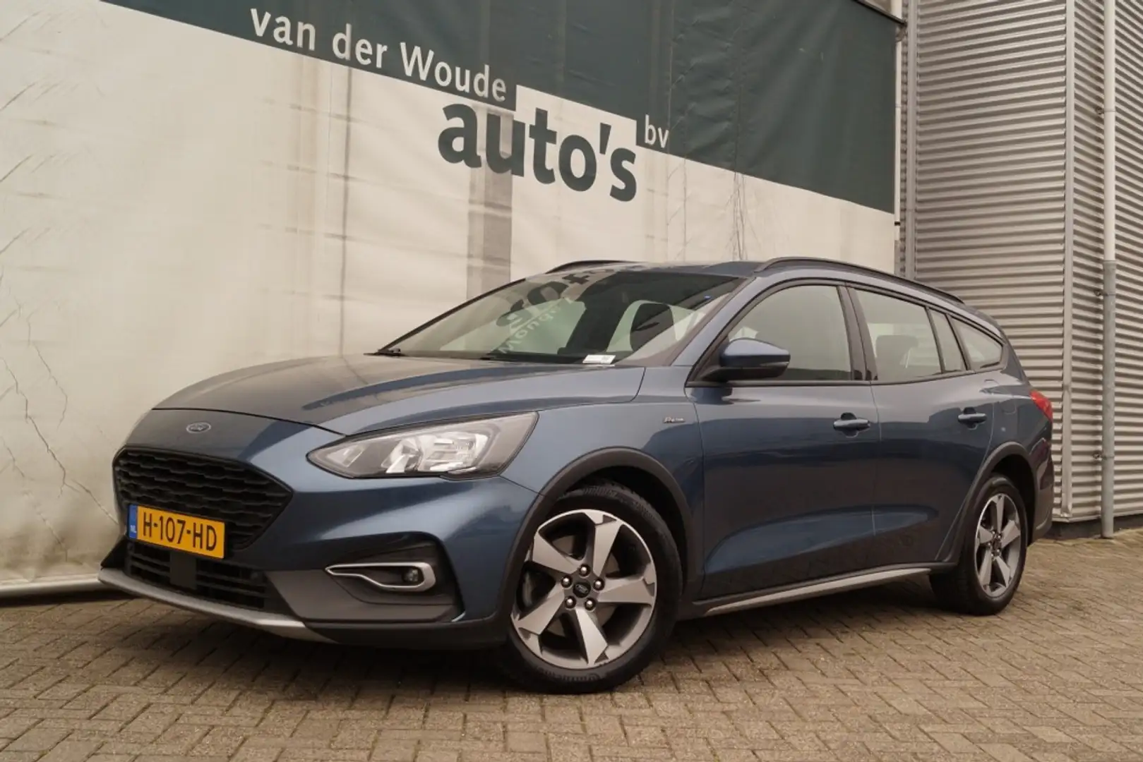 Ford Focus Wagon 1.5 EcoBoost 150pk Active Business -NAVI-ECC Blauw - 2