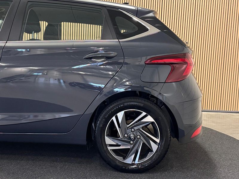 Hyundai i20 1.0 T-GDI 100PK Aut. Advanced | LED | Camera | Car — photo 15