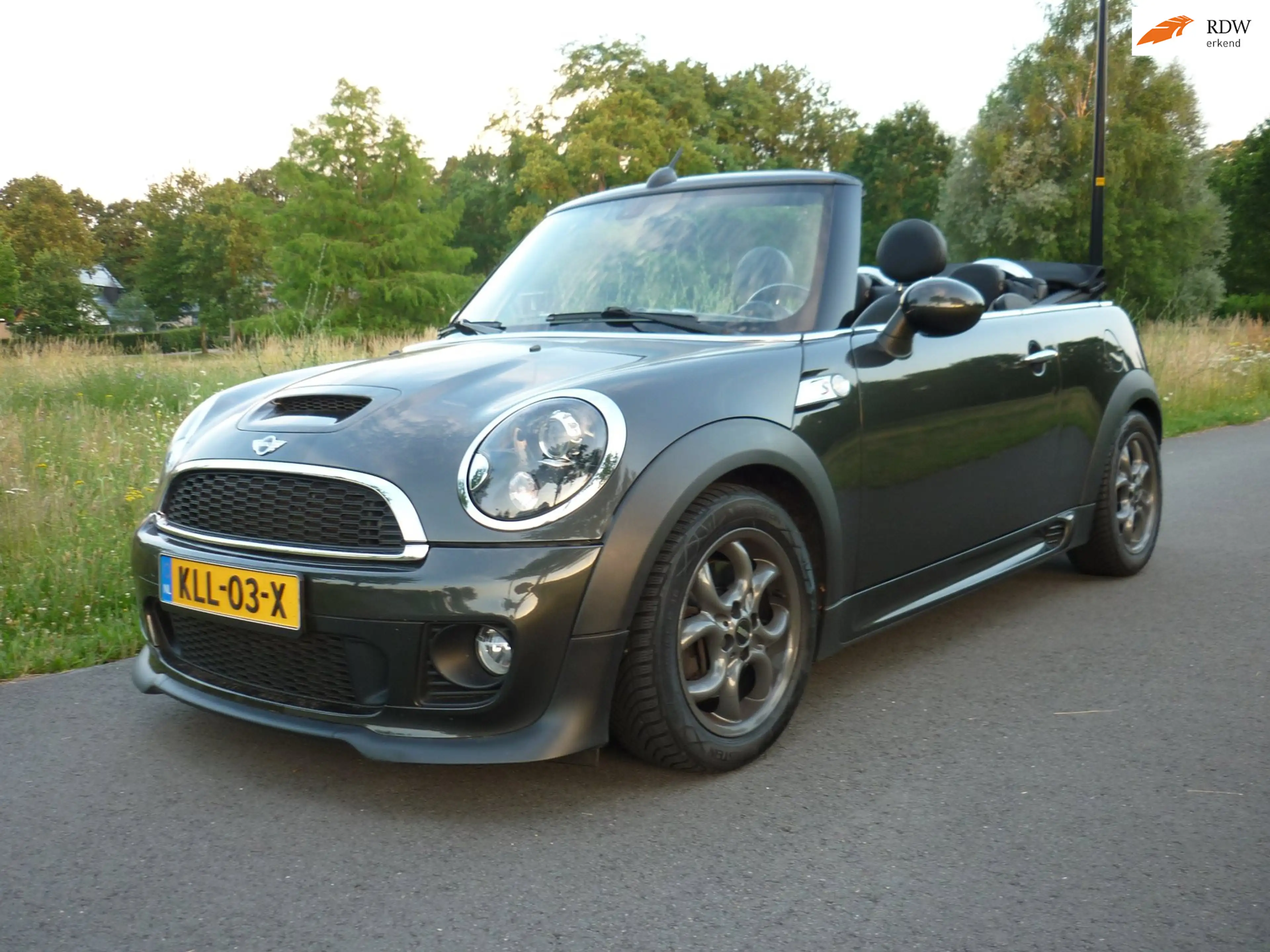 MINI Cooper S Cabrio 1.6 Pepper .works pakket.nw.distr.ketting.