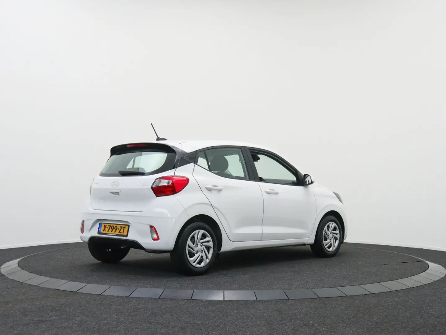 Hyundai i10 1.0 Comfort Blanc - 2