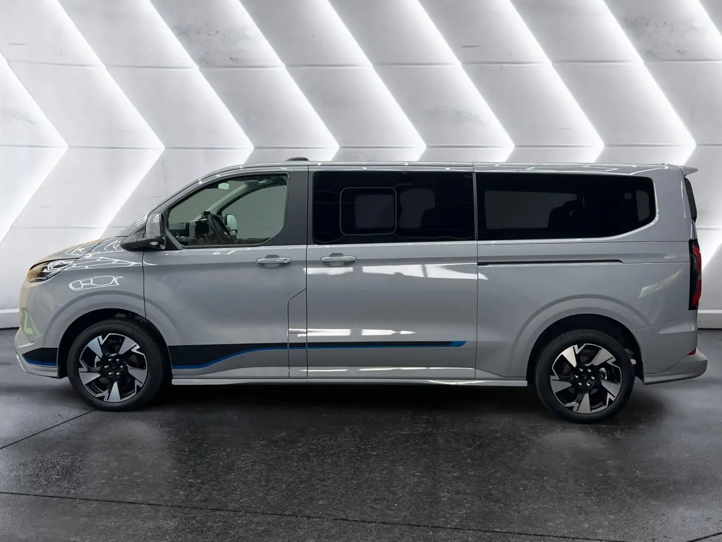 Ford Tourneo Custom L2 Sport | PHEV | Bus 8-Sitze | Sofort verfügbar Grau - 2