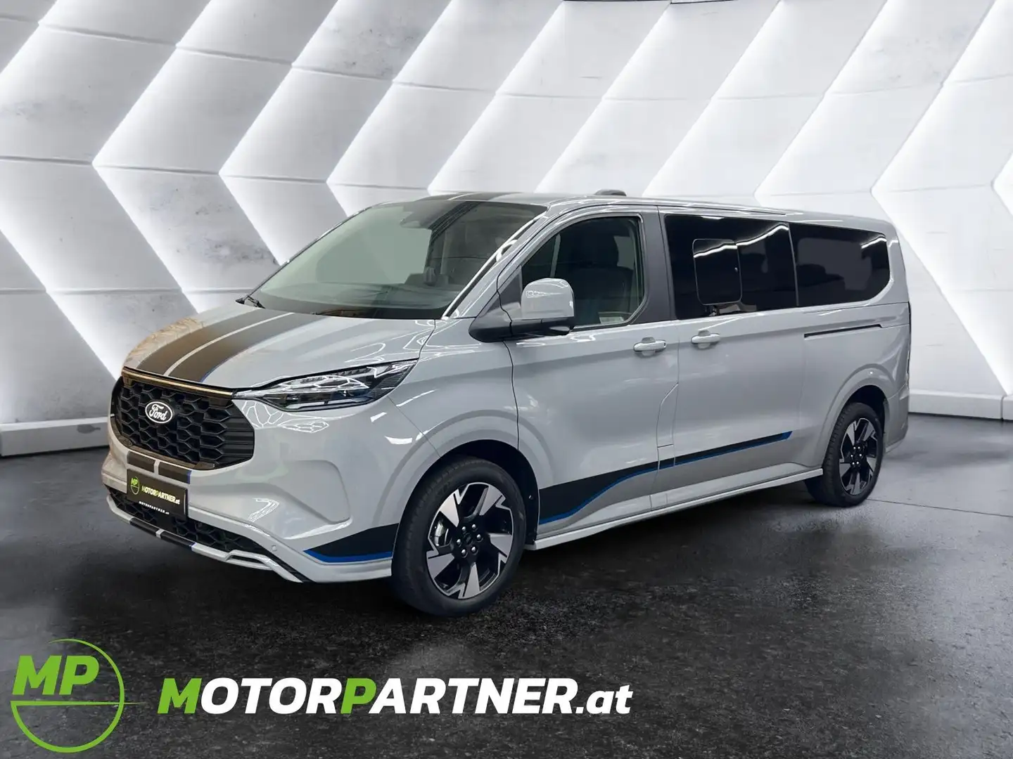 Ford Tourneo Custom L2 Sport | PHEV | Bus 8-Sitze | Sofort verfügbar Grau - 1