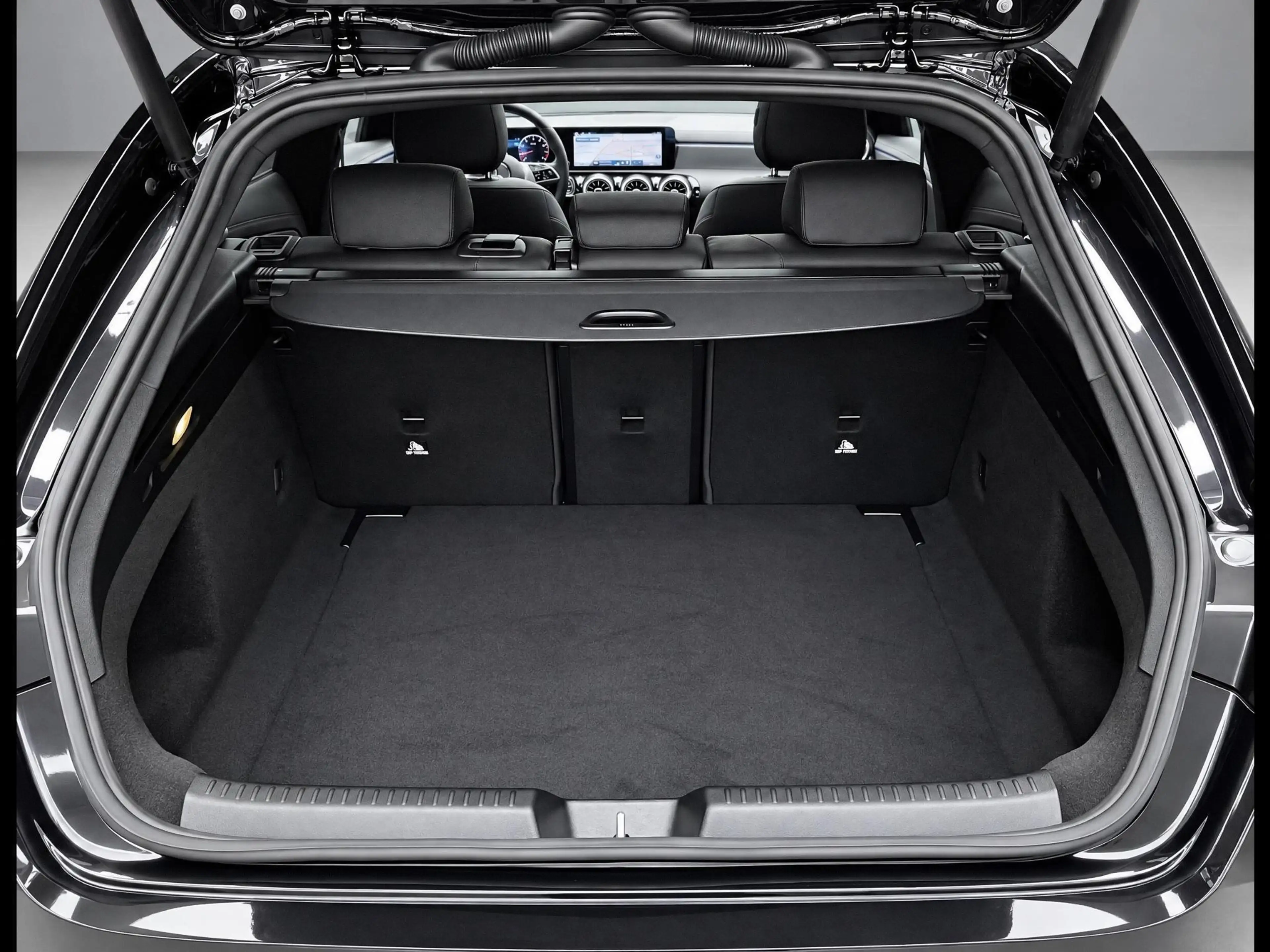 Mercedes-Benz CLA 180 Shooting Brake Star Edition Luxury | Panoramadak | — photo 8