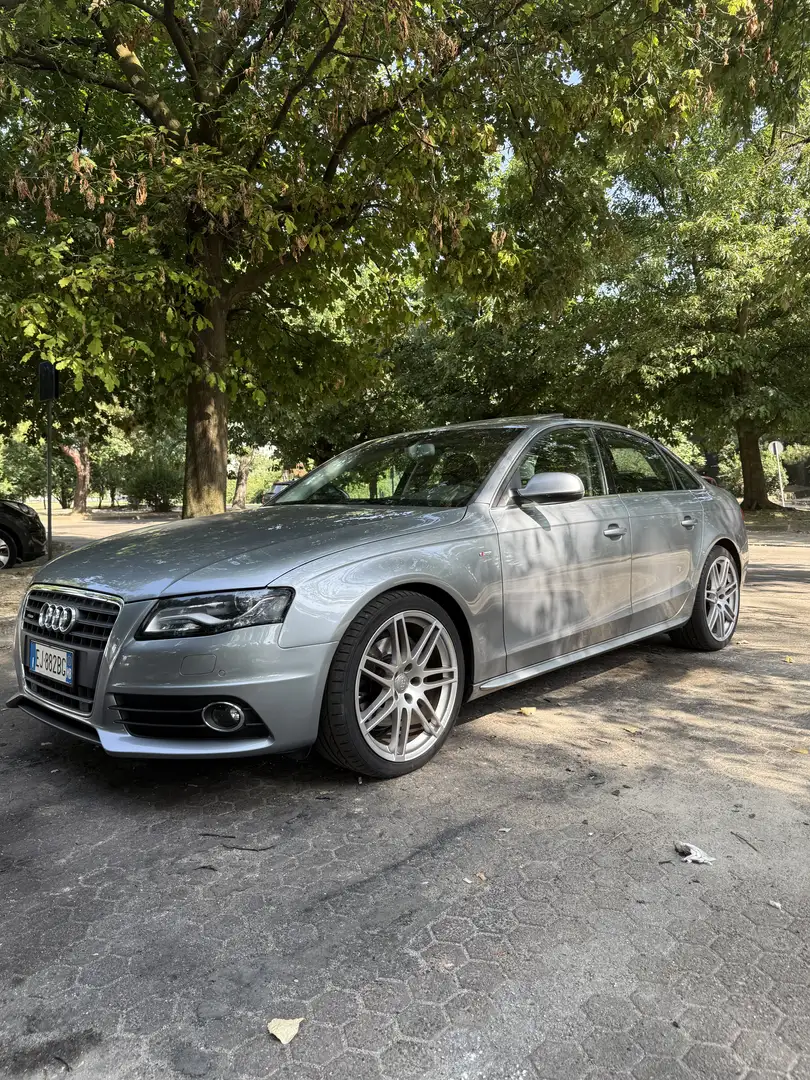 Audi A4 2.0 tfsi S line quattro - 1