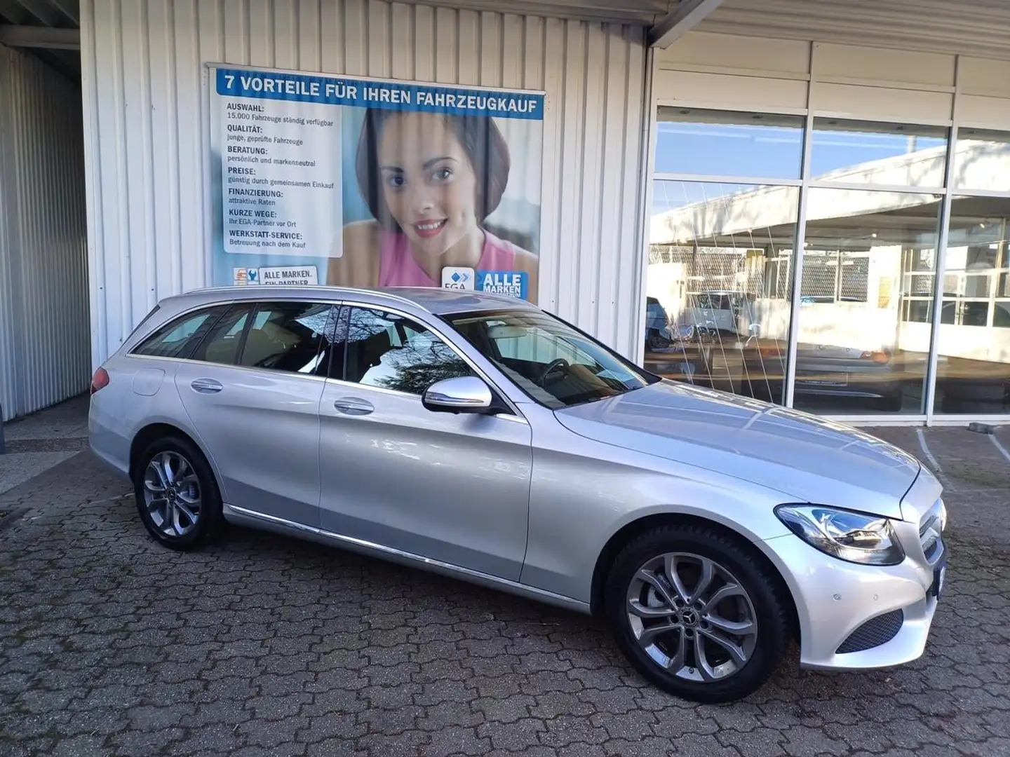 Mercedes-Benz C 180 T AVANTGARDE KLIMA KAMERA 360 AHK NAVI PDC ALLWETT Silber - 1