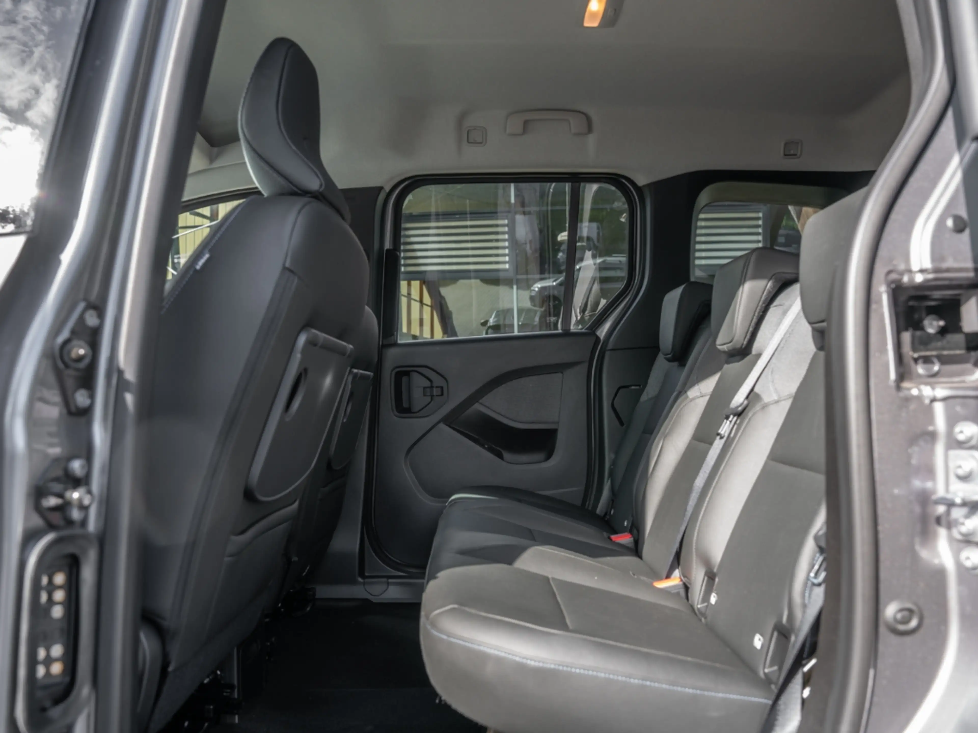 Nissan Townstar Kombi L1 Tekna Navi Klima Sitzheizung Automatik Le — photo 9