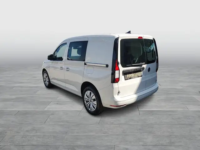 Volkswagen Caddy view 4