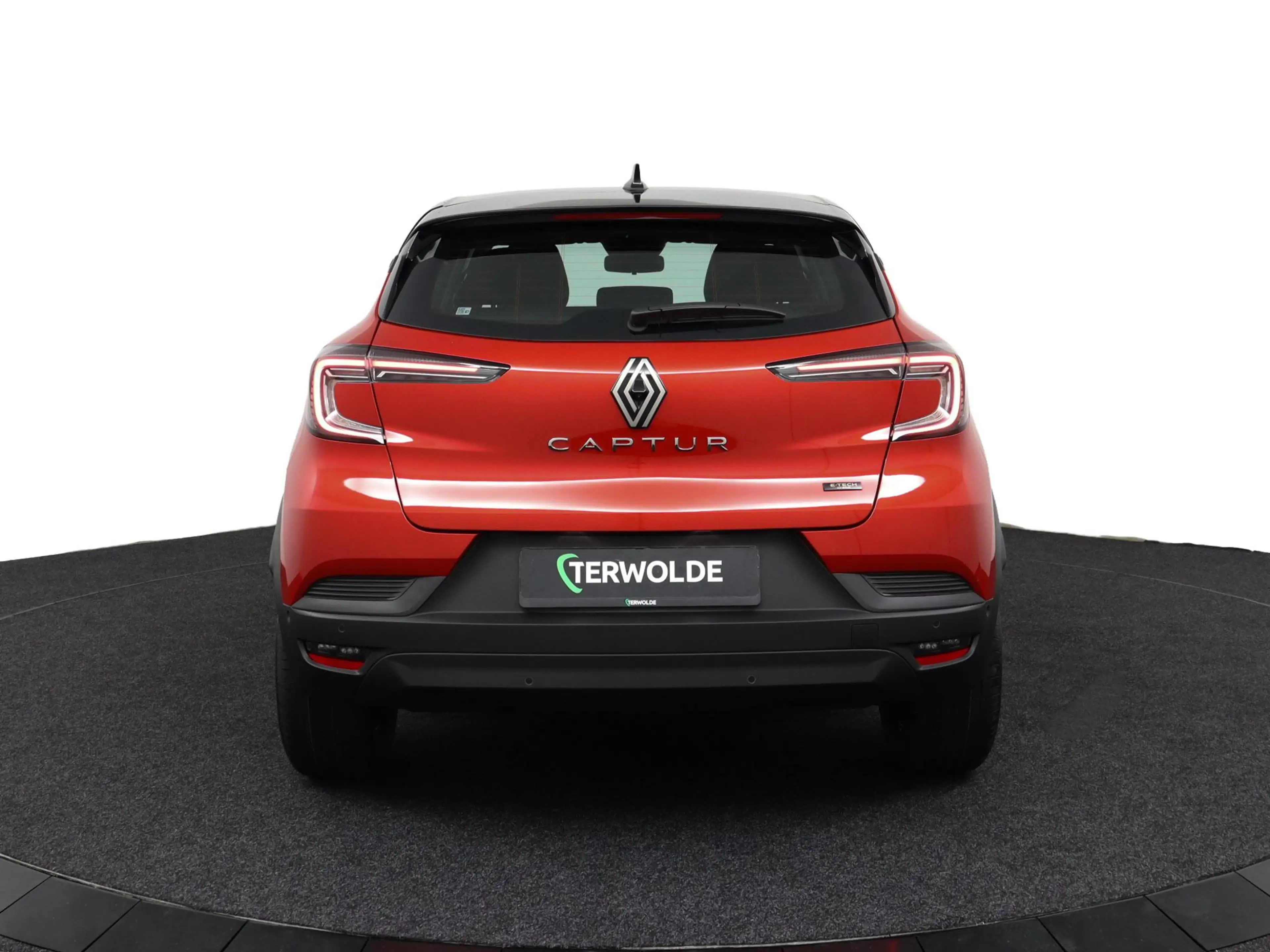 Renault Captur evolution full hybrid E-Tech 160 | pack navigation — photo 4