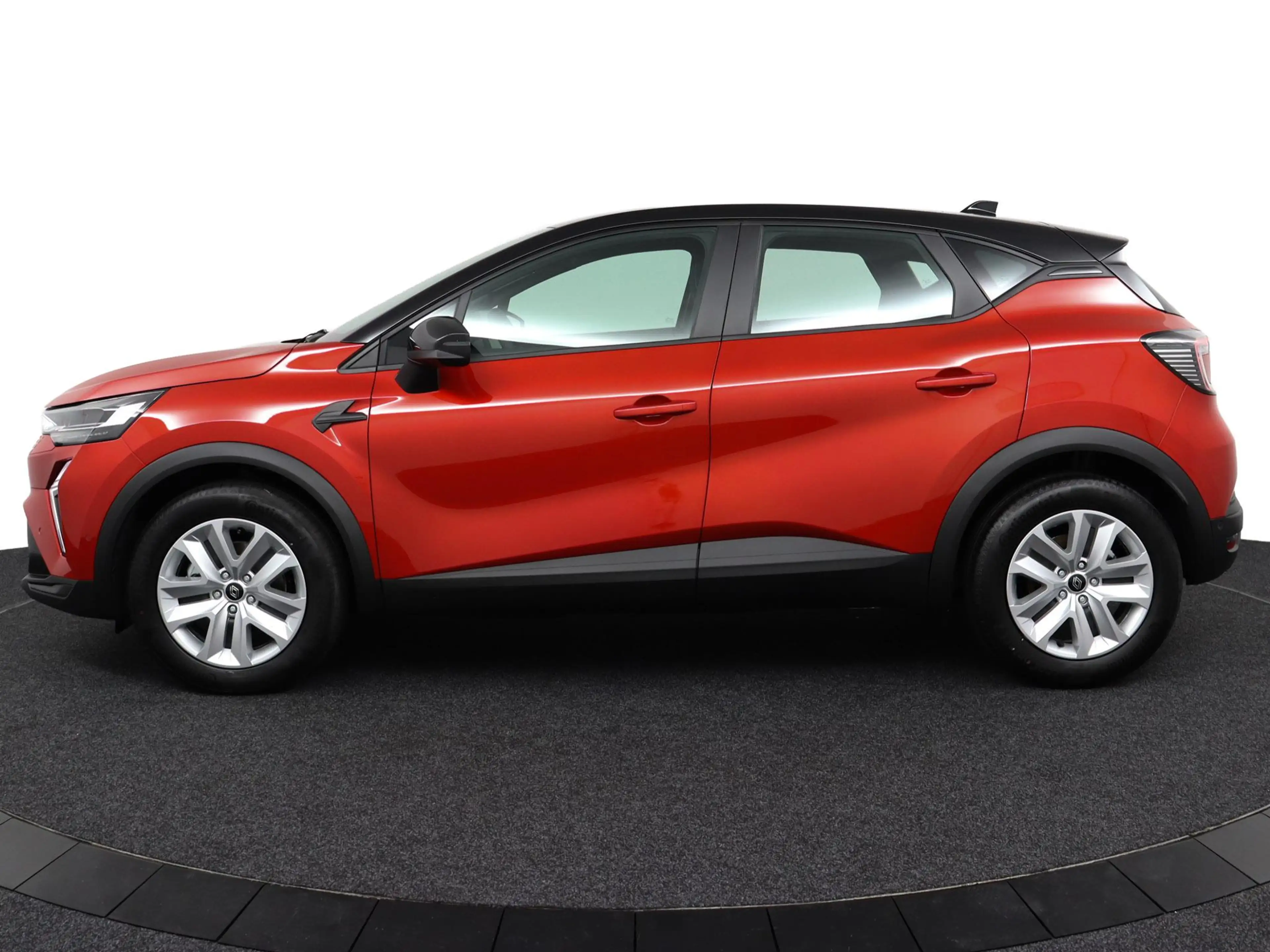 Renault Captur evolution full hybrid E-Tech 160 | pack navigation — photo 2